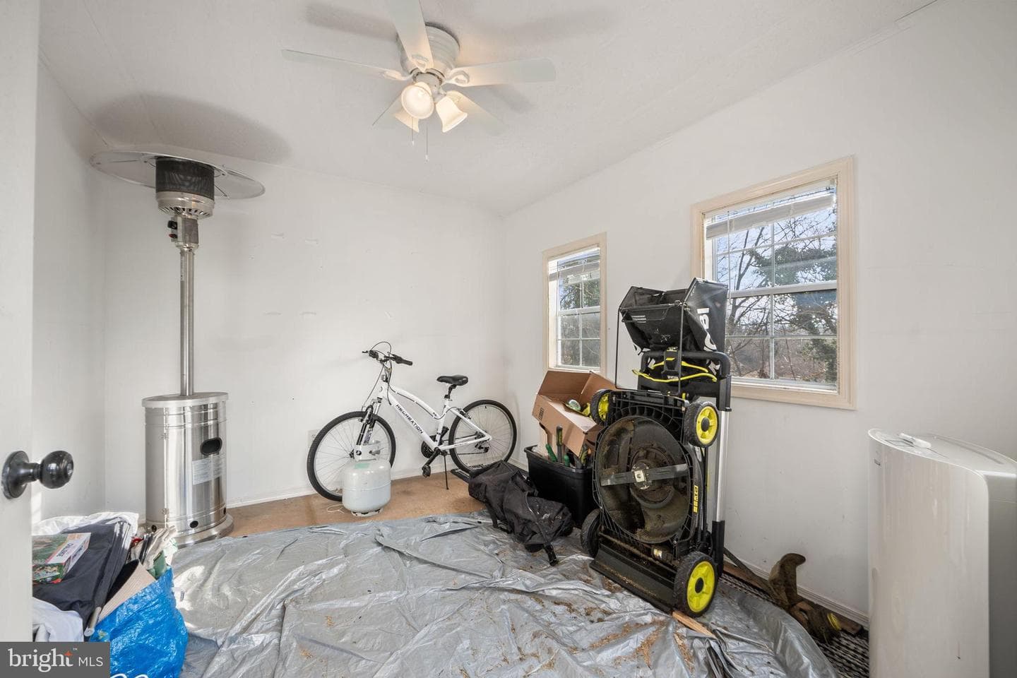 99 Nathaniel Drive photo 24