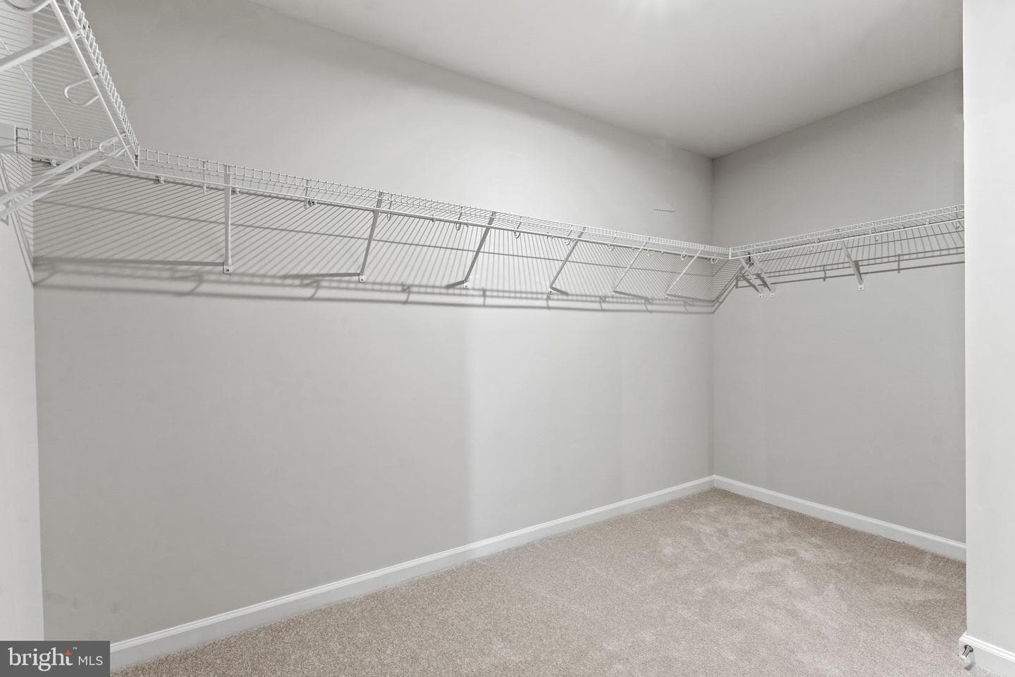 209 Taft Avenue photo 23