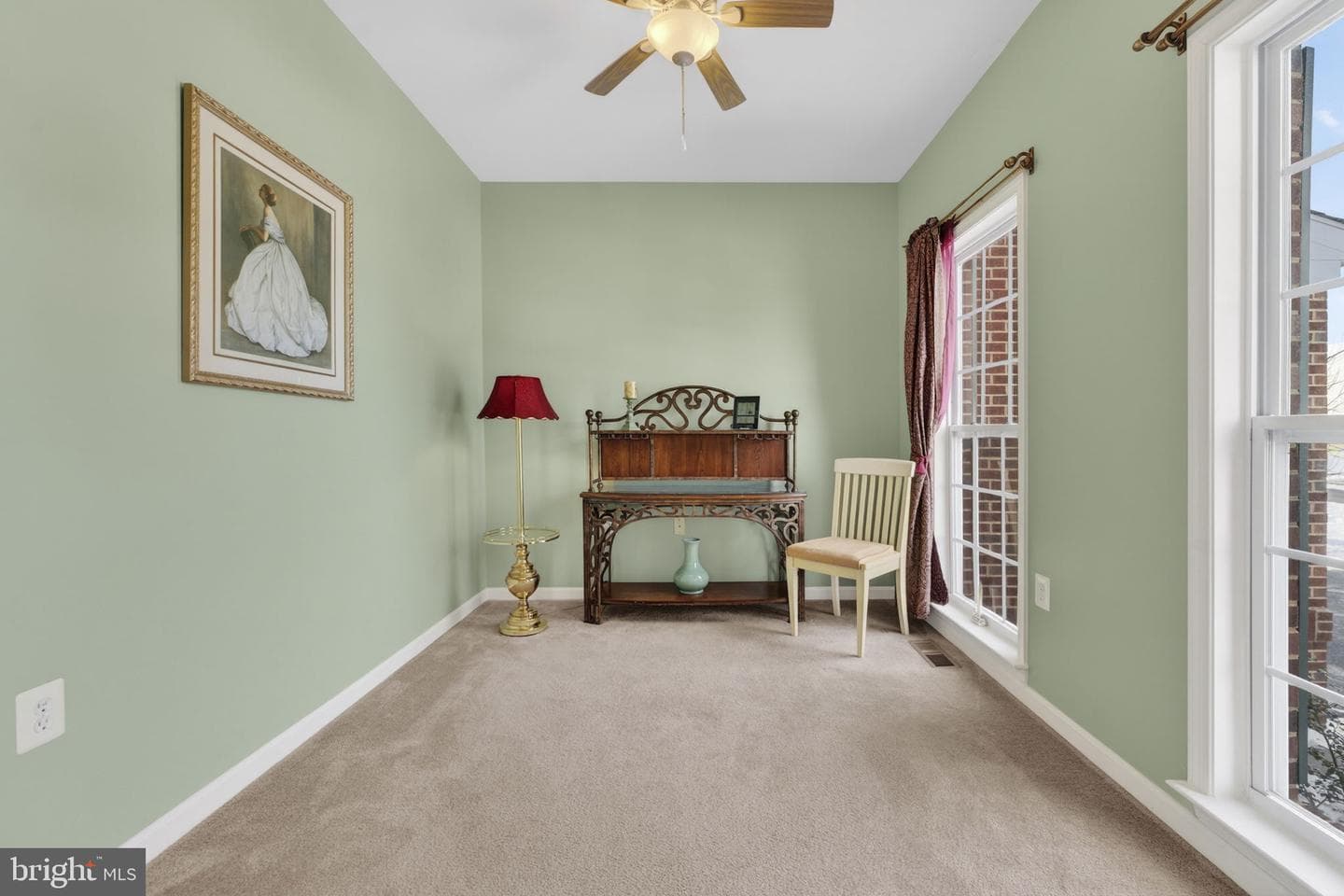 374 Rustling Leaf Place photo 22