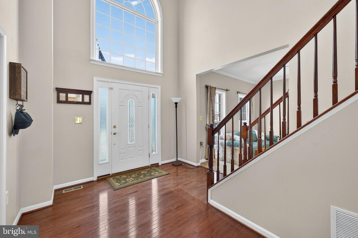 374 Rustling Leaf Place photo 3