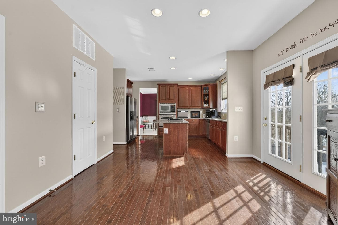 374 Rustling Leaf Place photo 32