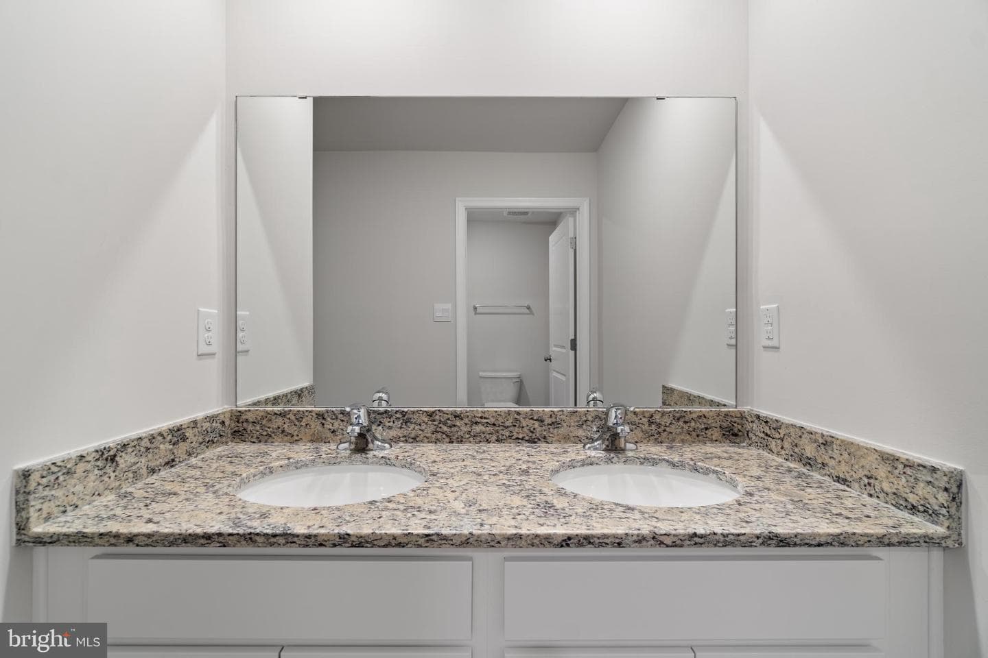 126 Riderwood Way photo 35