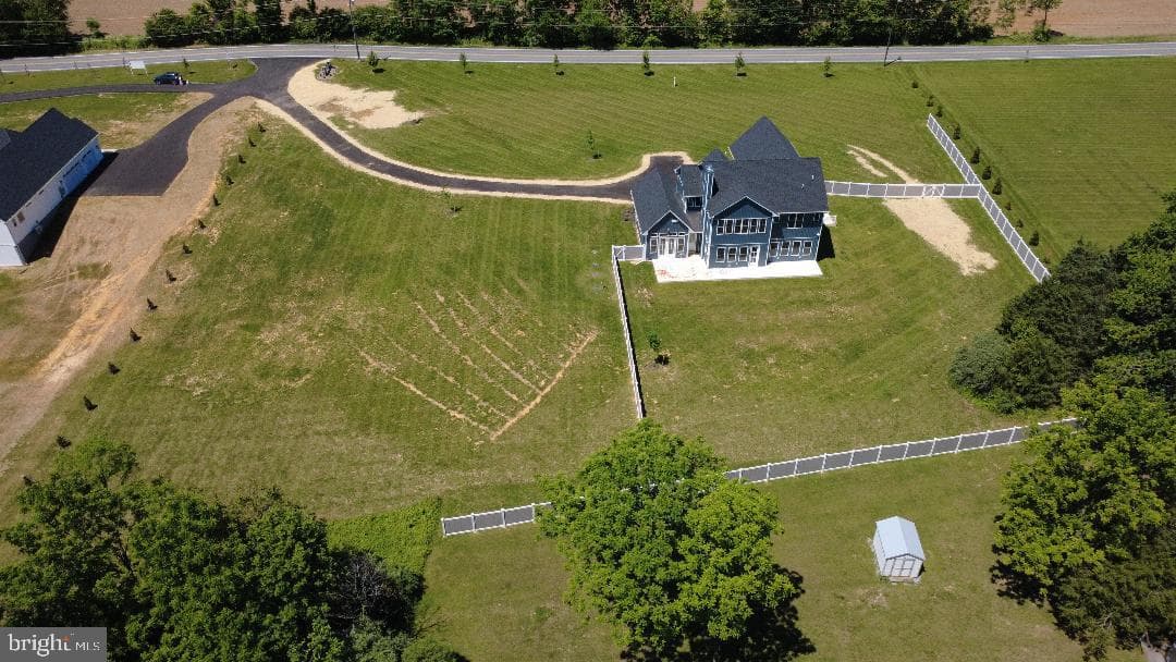 11 Maple Hill Lane photo 4