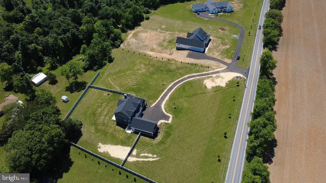 11 Maple Hill Lane photo 6