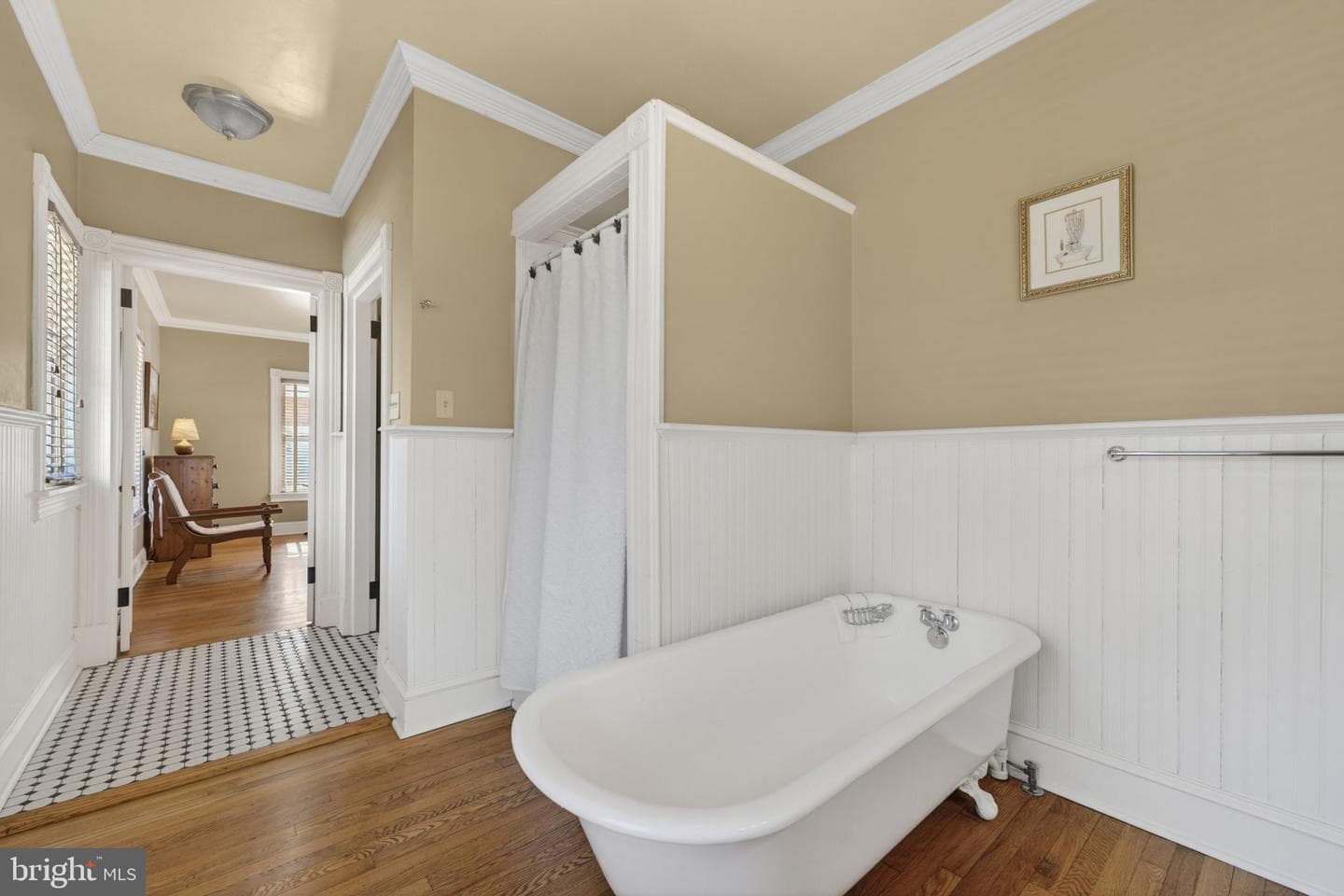 523 S George Street photo 68