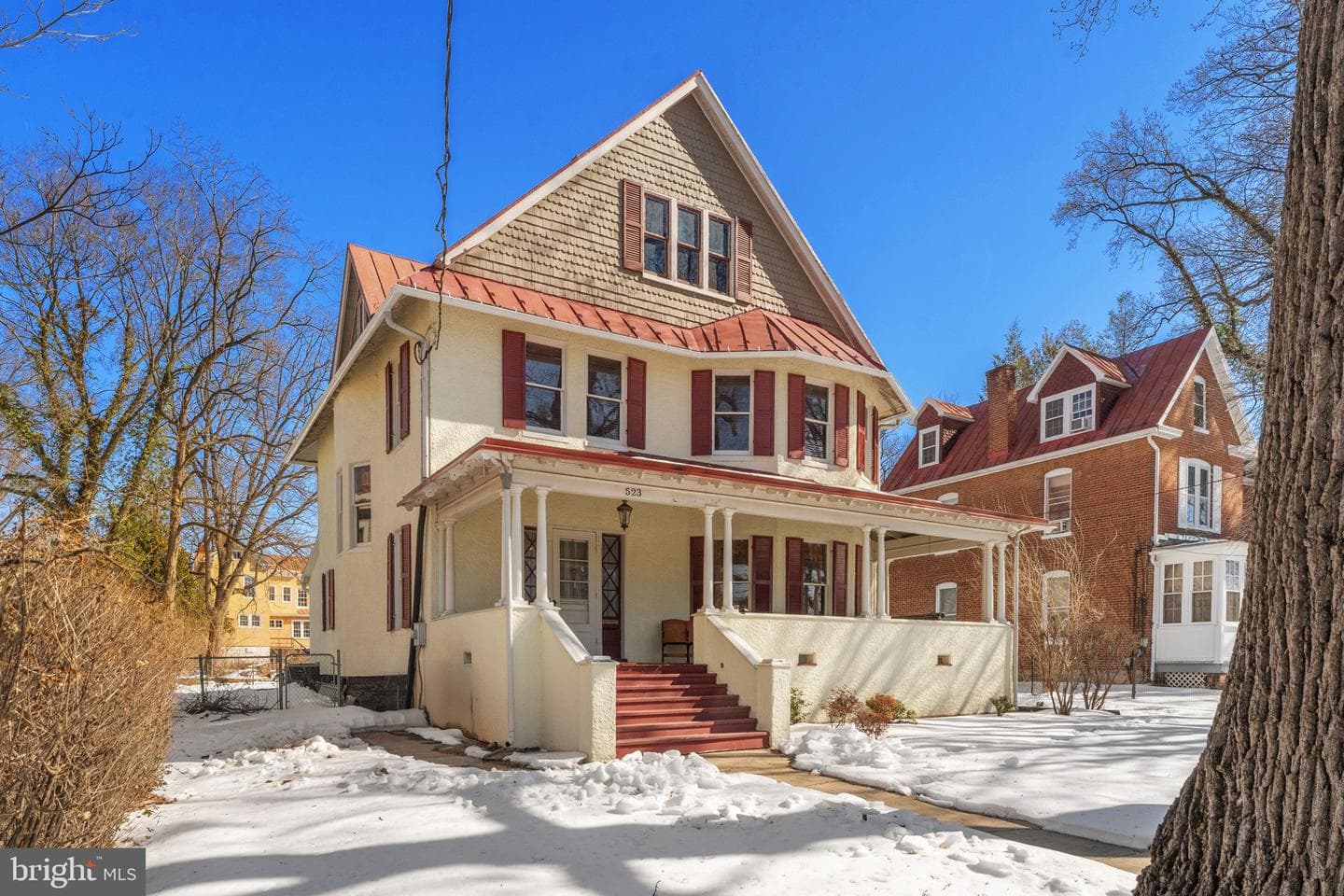 523 S George Street photo 7