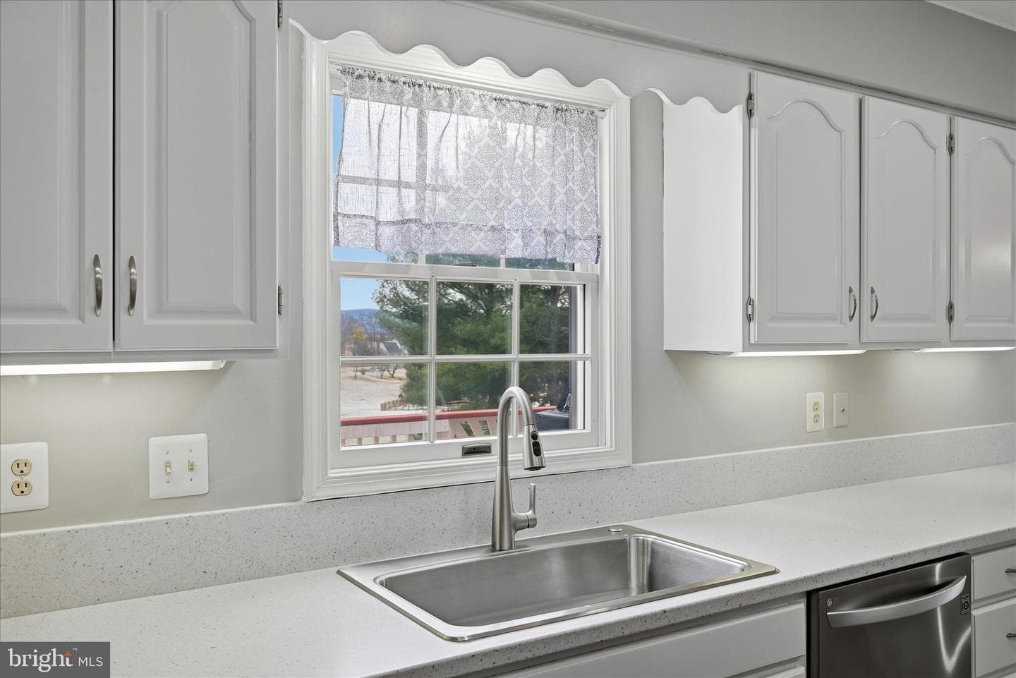 222 Heath Drive photo 23