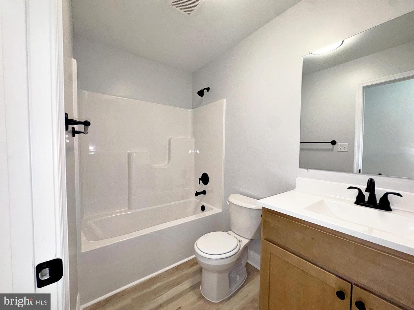 397 Burns Street photo 14