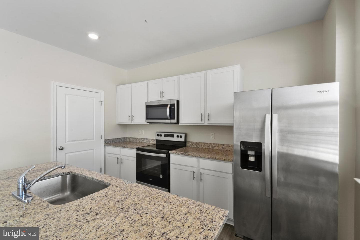 194 Gumspring Drive photo 4