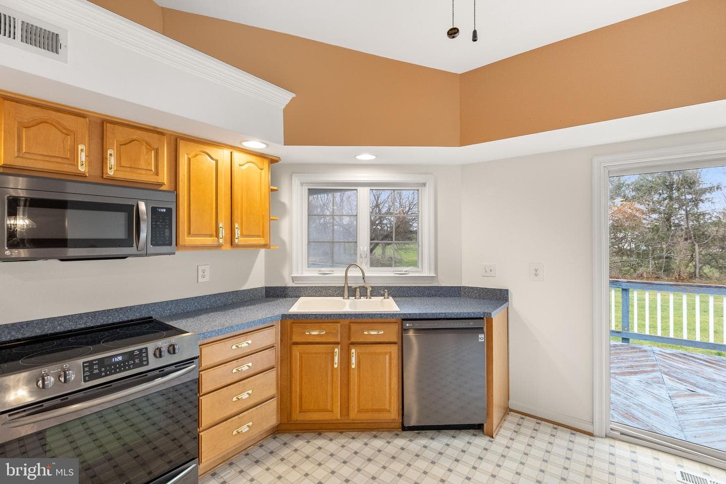 171 St Andrews Drive photo 12