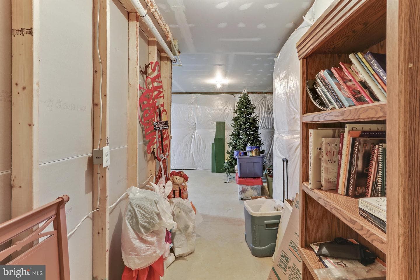 128 Sparkling Brook Road photo 39