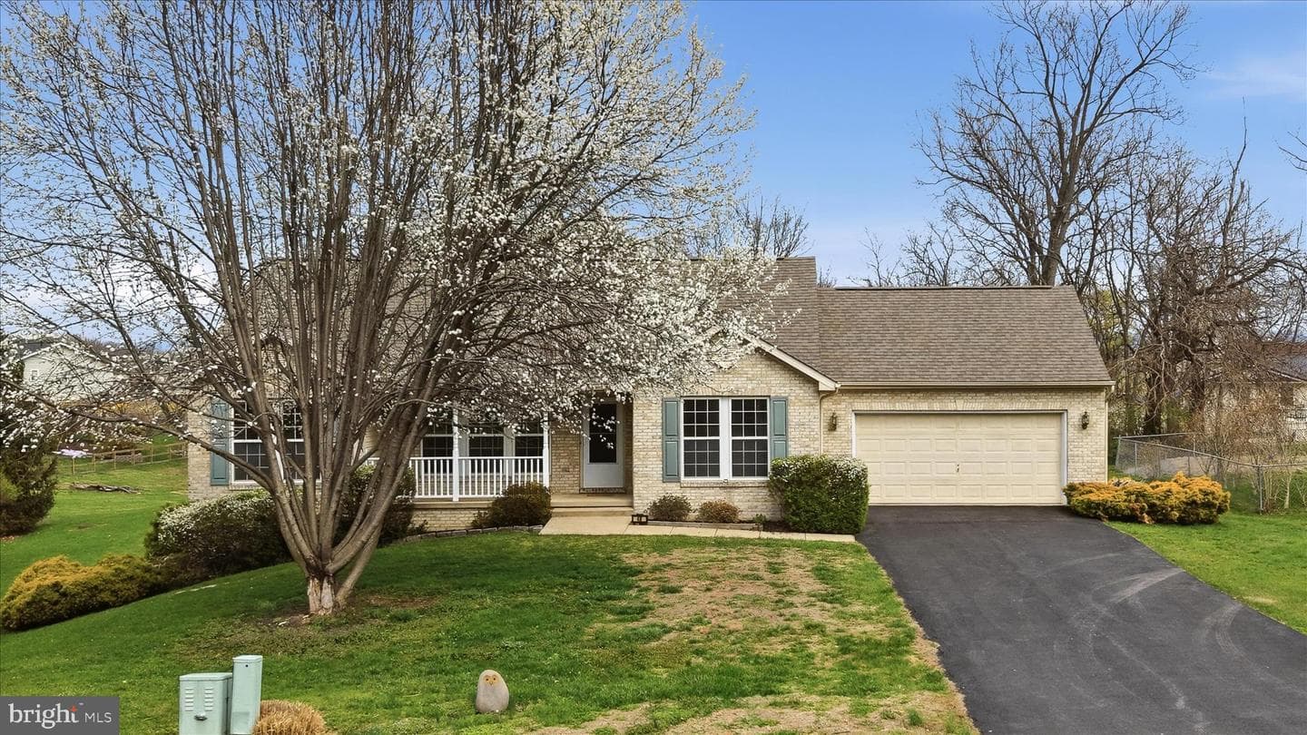 48 Altoona Way photo 42