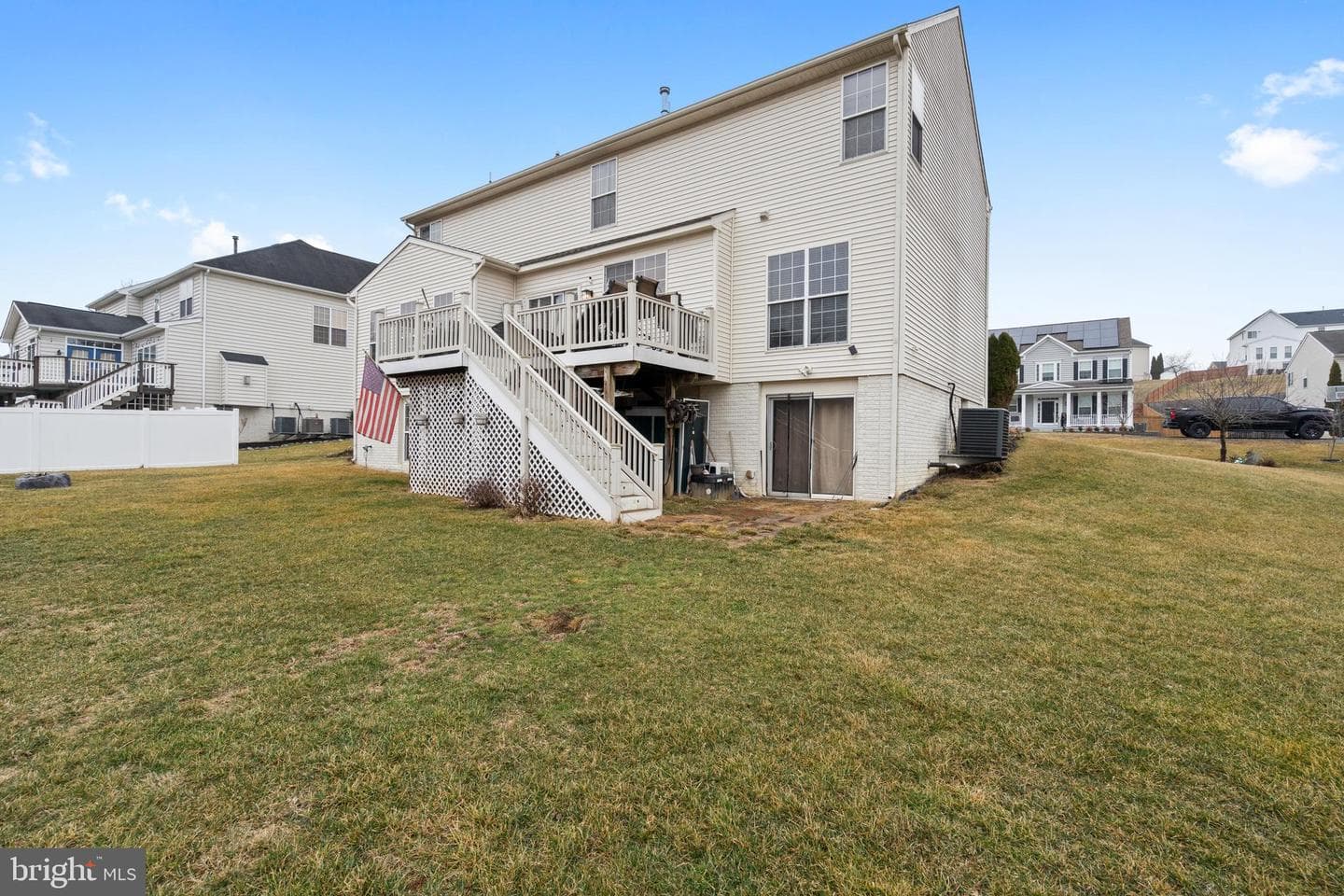 230 Summer Grove Drive photo 5