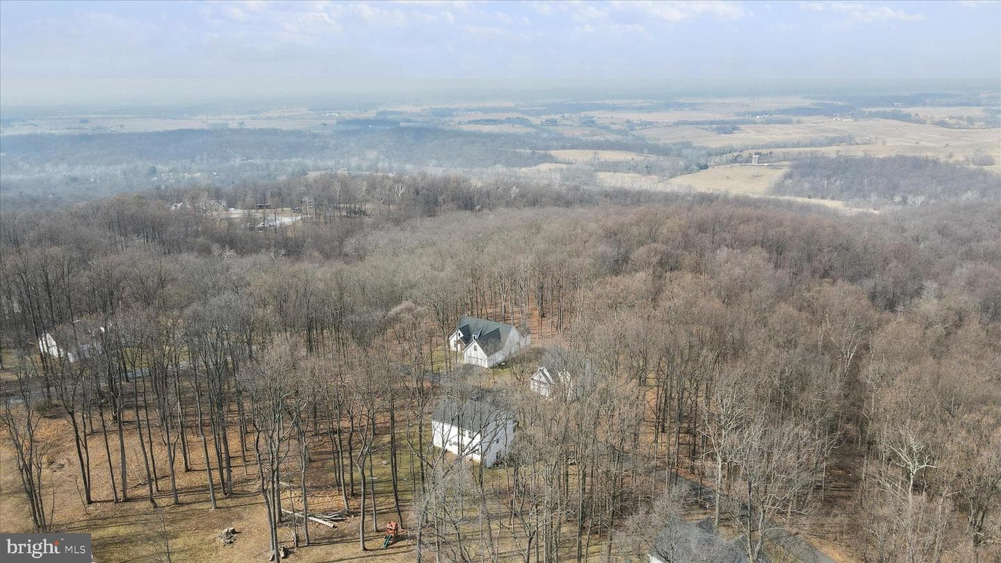 189 Speaks Lane photo 43