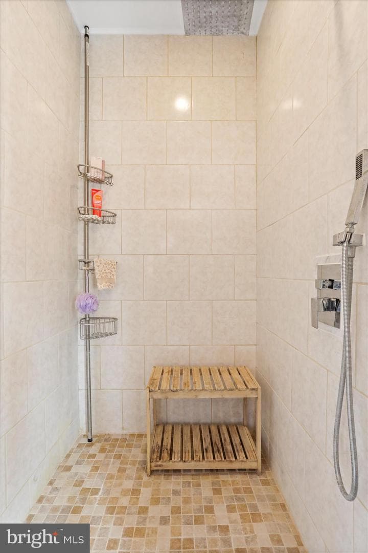 183 Byer Lane photo 23