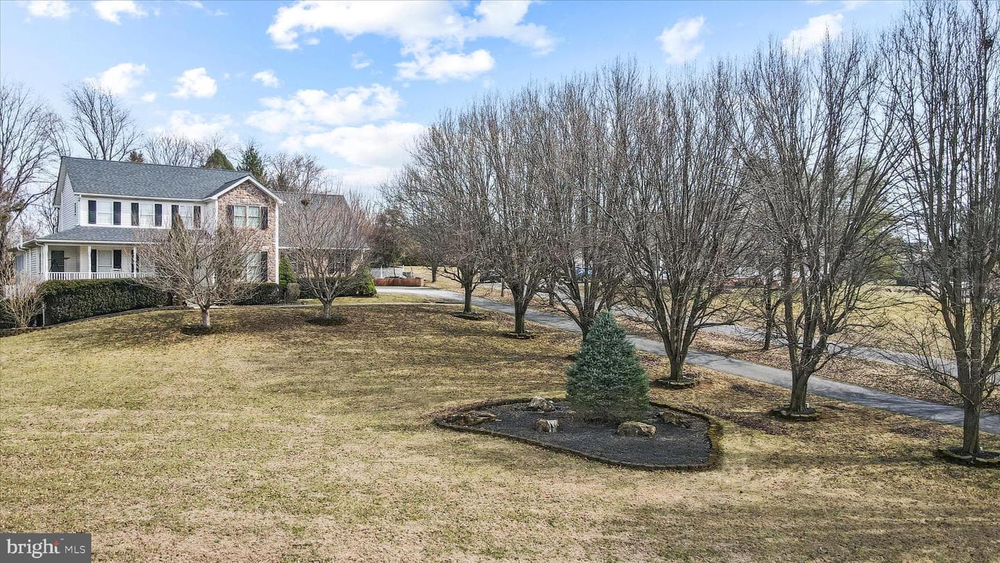 108 Foxhall Road photo 31