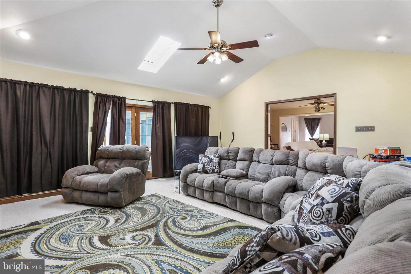 108 Foxhall Road photo 6