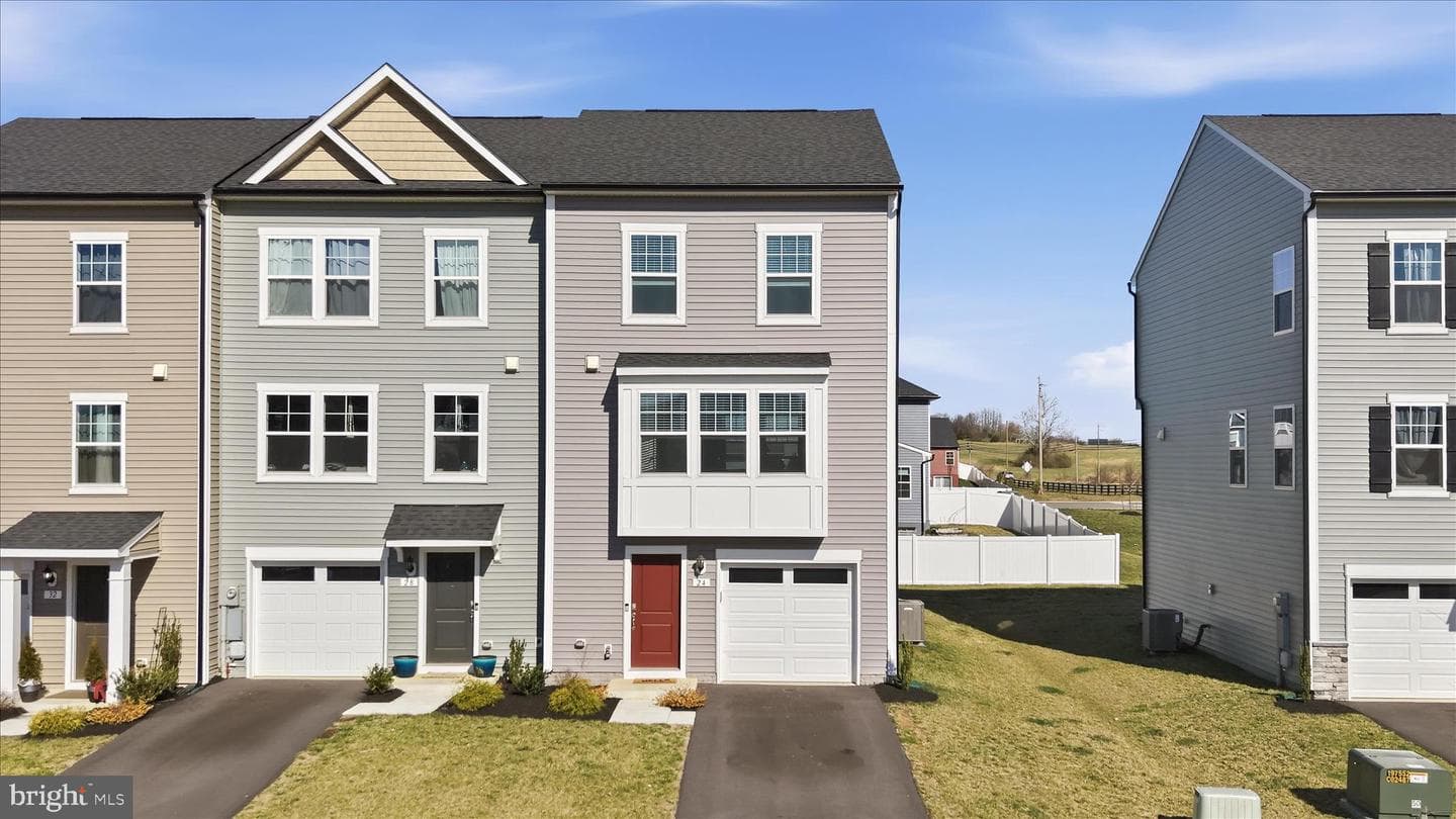 24 Armistead Place