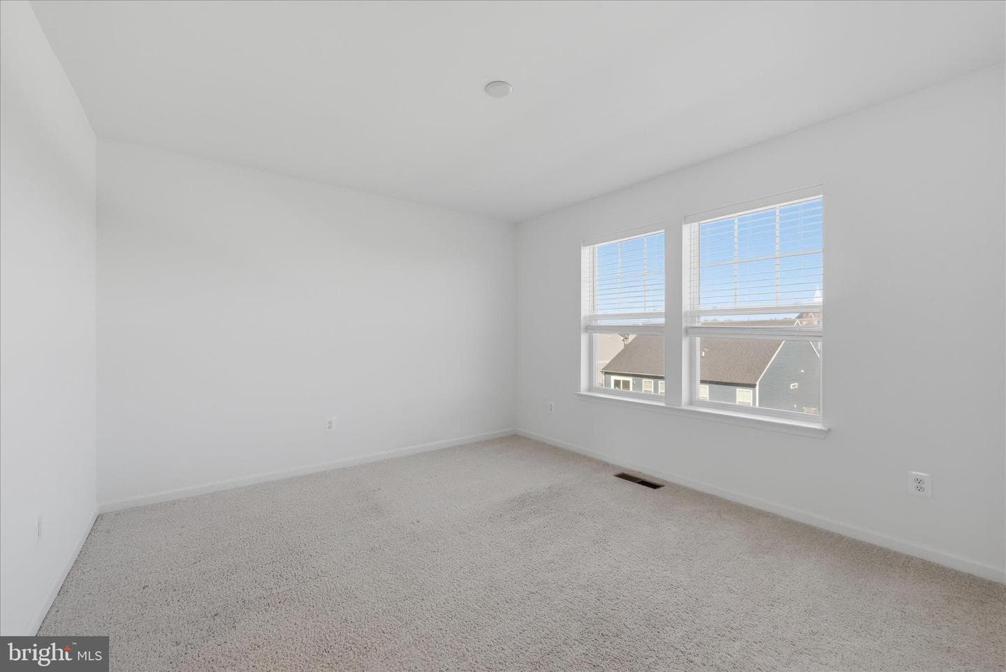 24 Armistead Place photo 16