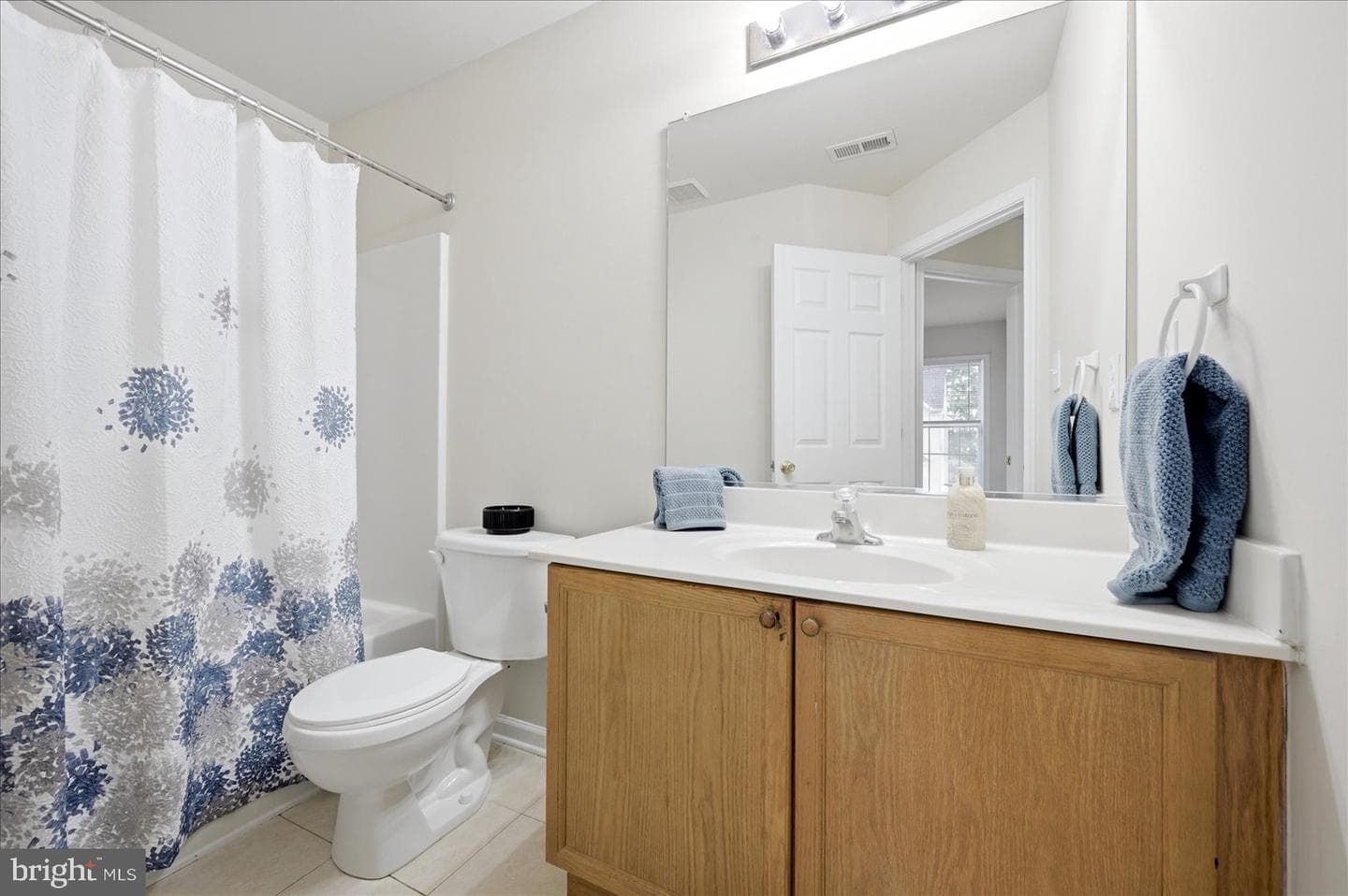 32 Bruce Drive photo 26