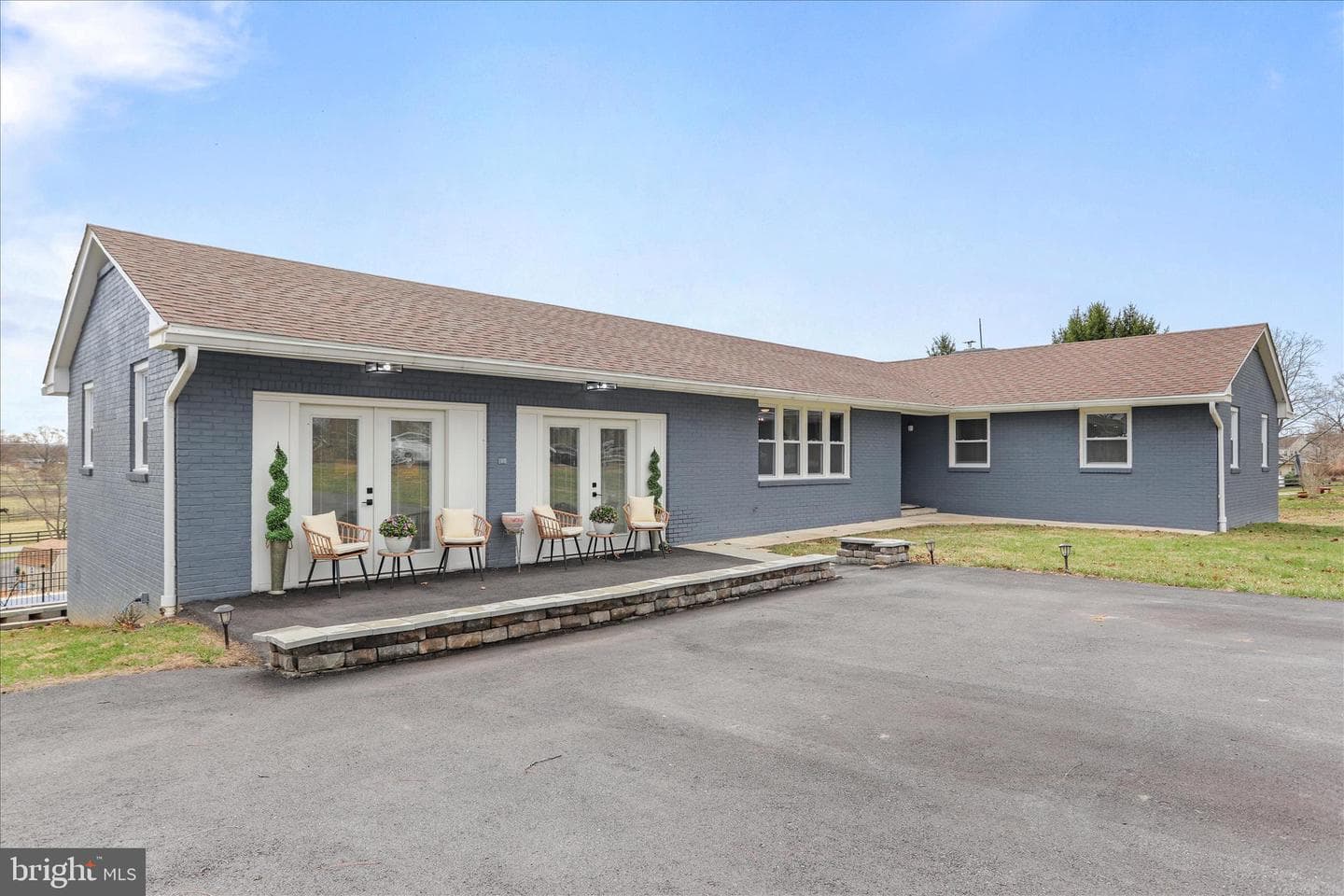 83 Dove Hill Drive photo 4