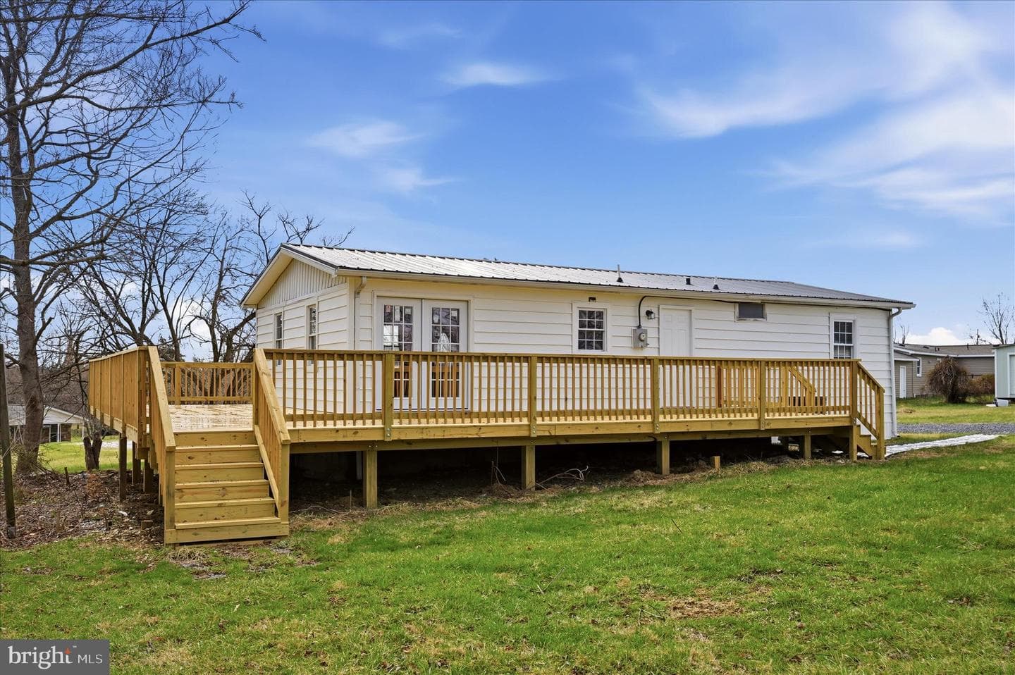 361 Cedar Drive photo 2