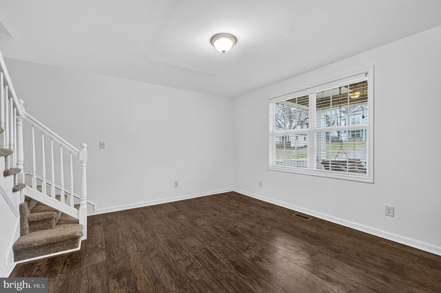 845 Jefferson Avenue photo 9