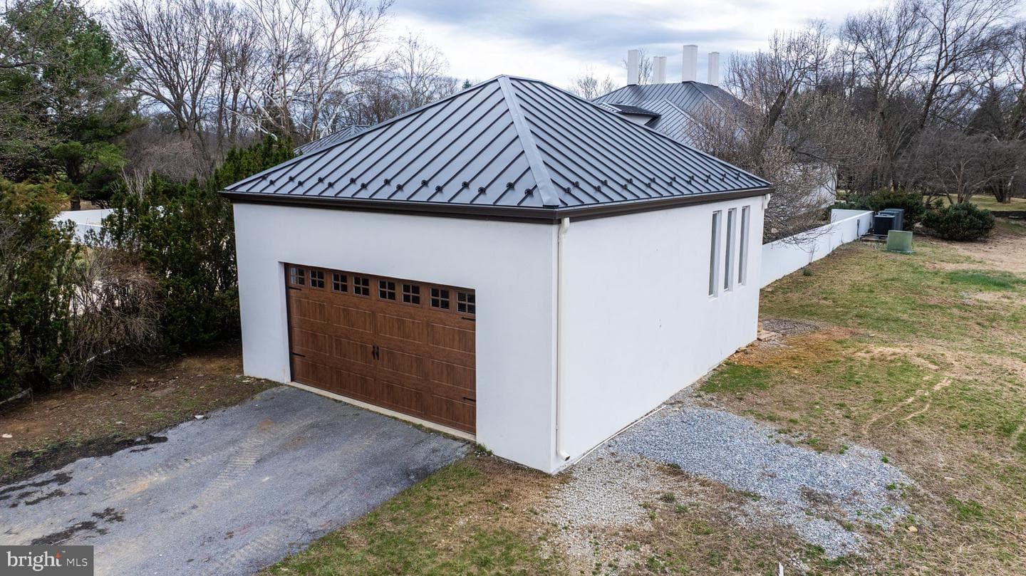265 Mistletoe Ln photo 92