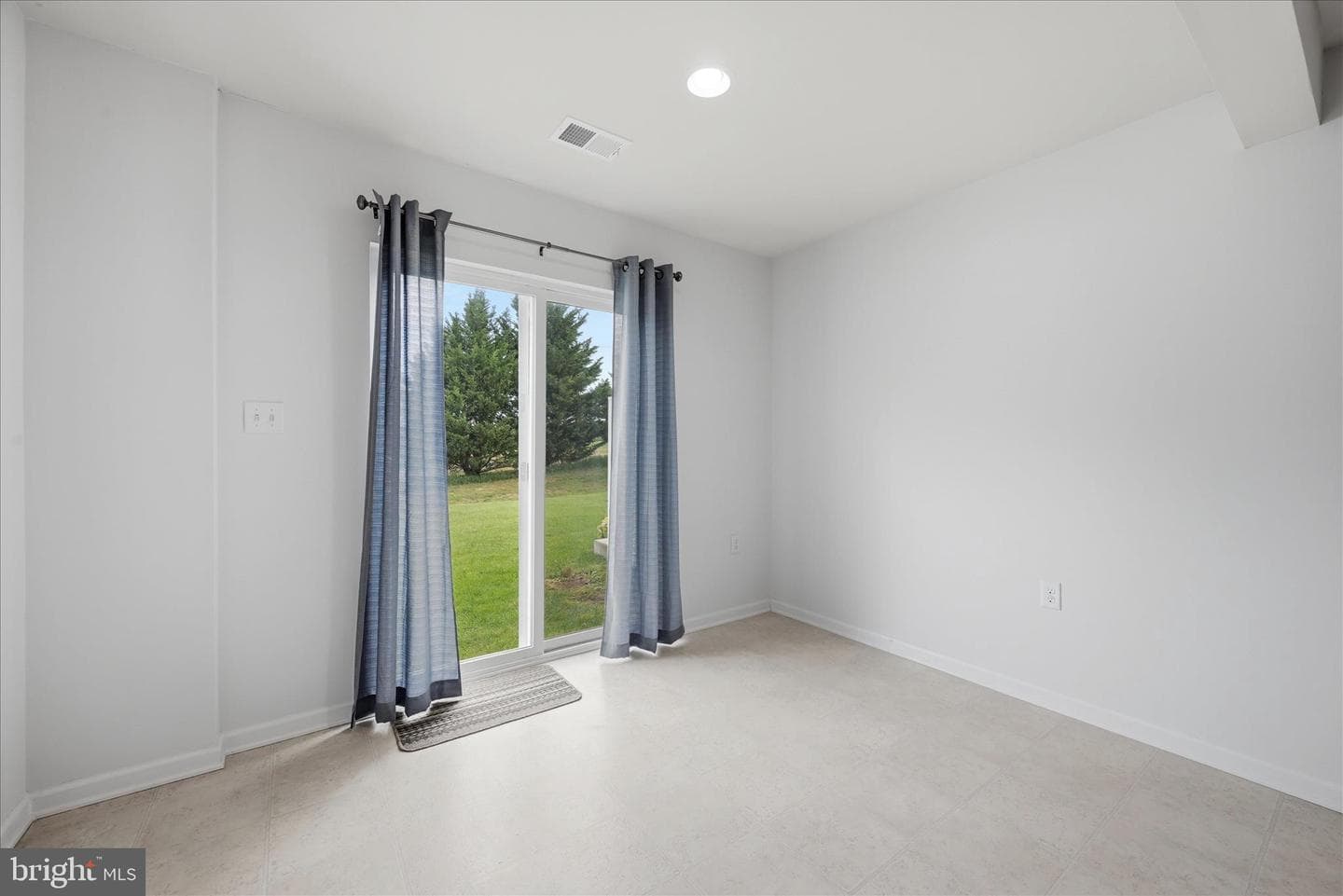 572 Thumper Drive photo 17