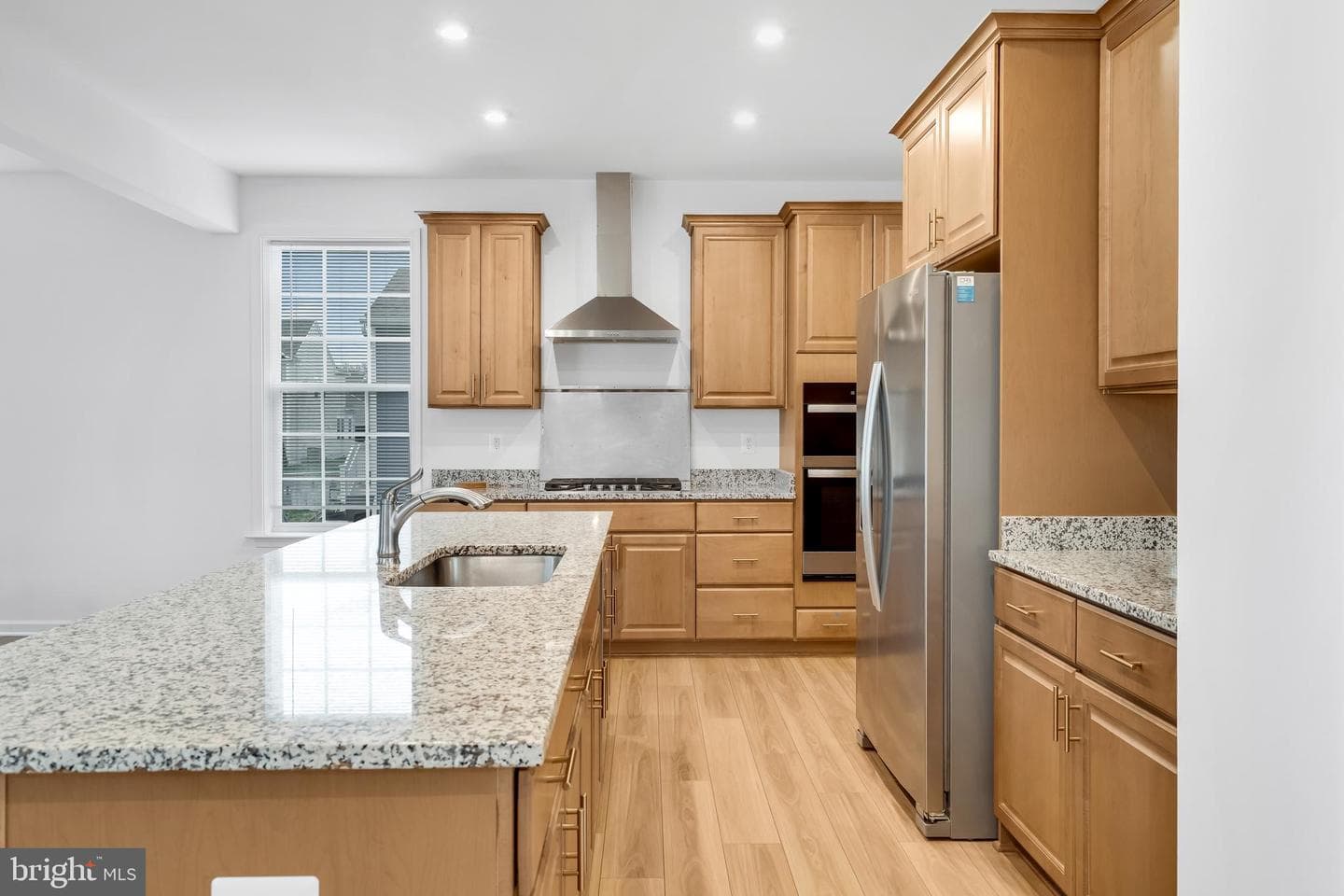 290 Newbury Street photo 16