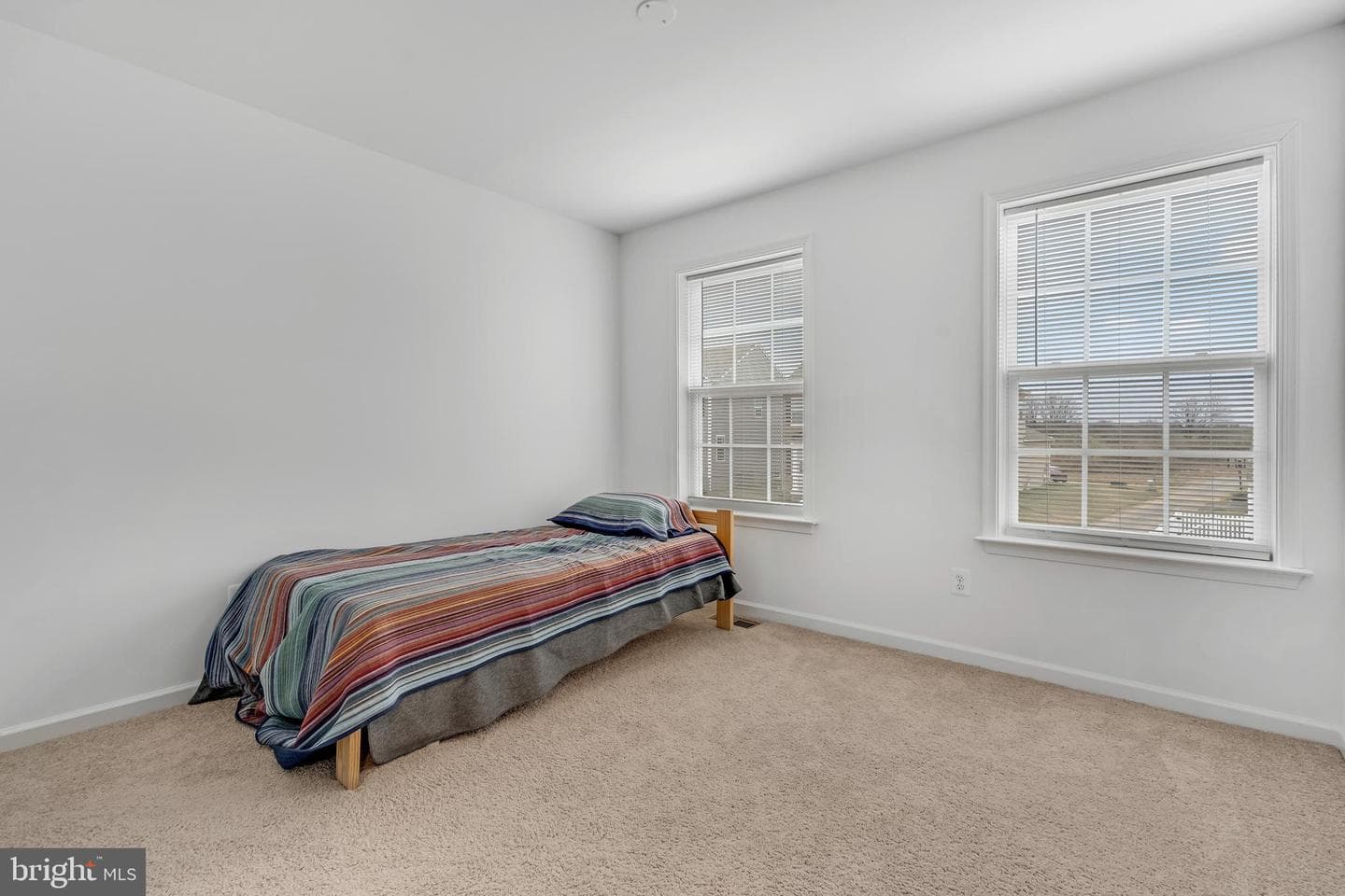 290 Newbury Street photo 24