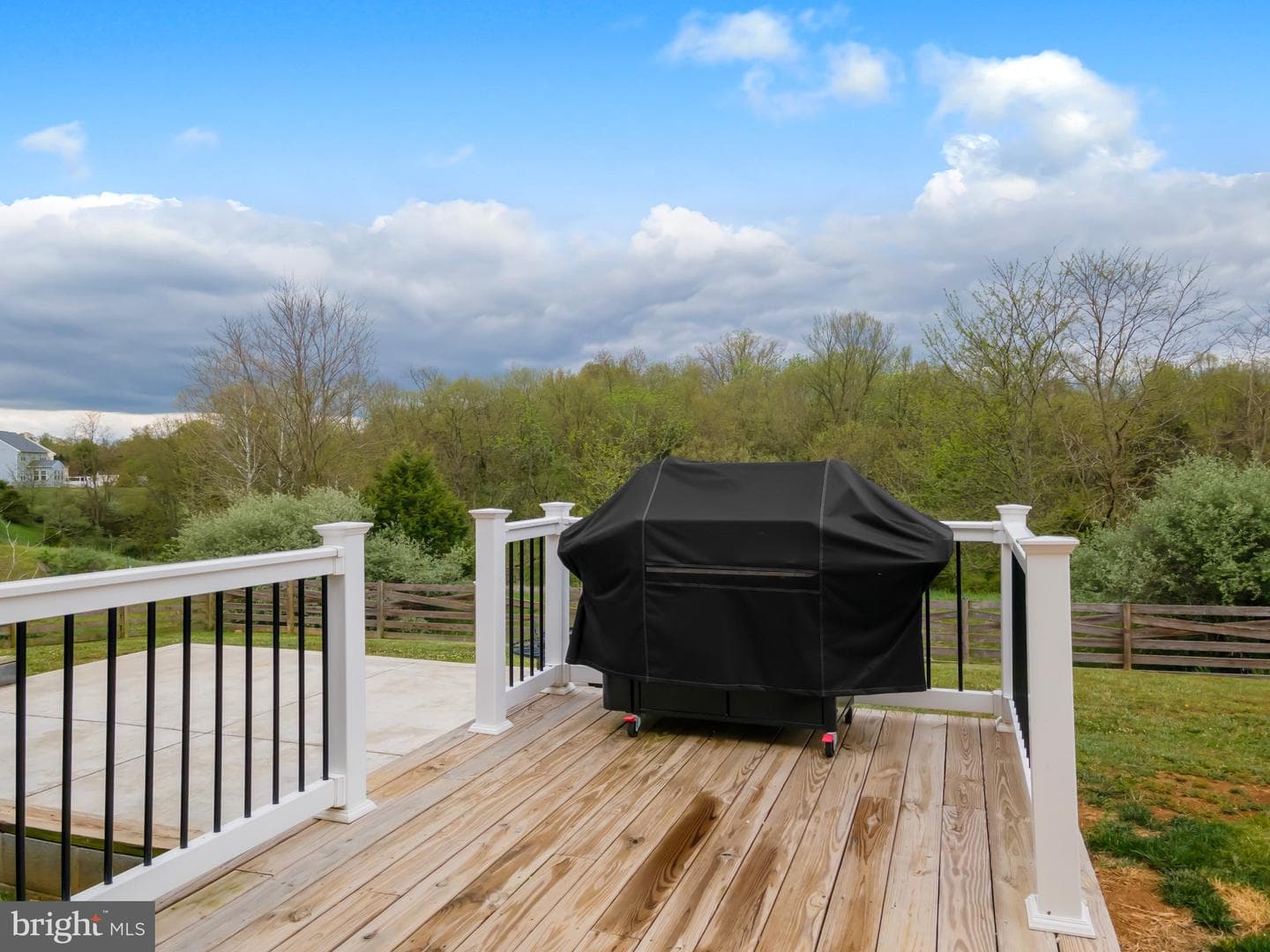 317 Stratus Dr photo 36