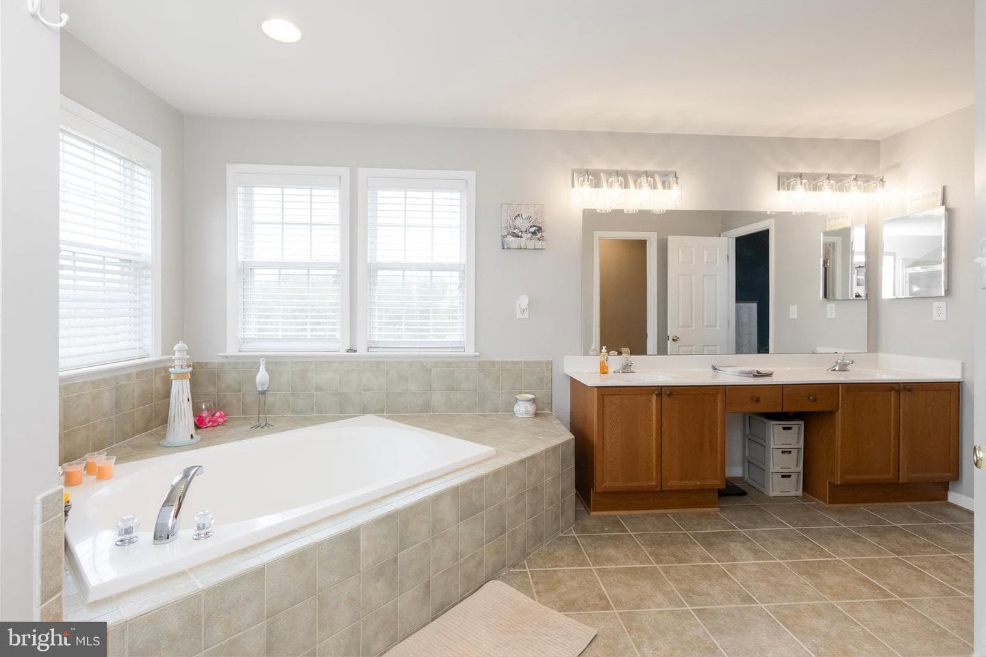 317 Stratus Dr photo 58