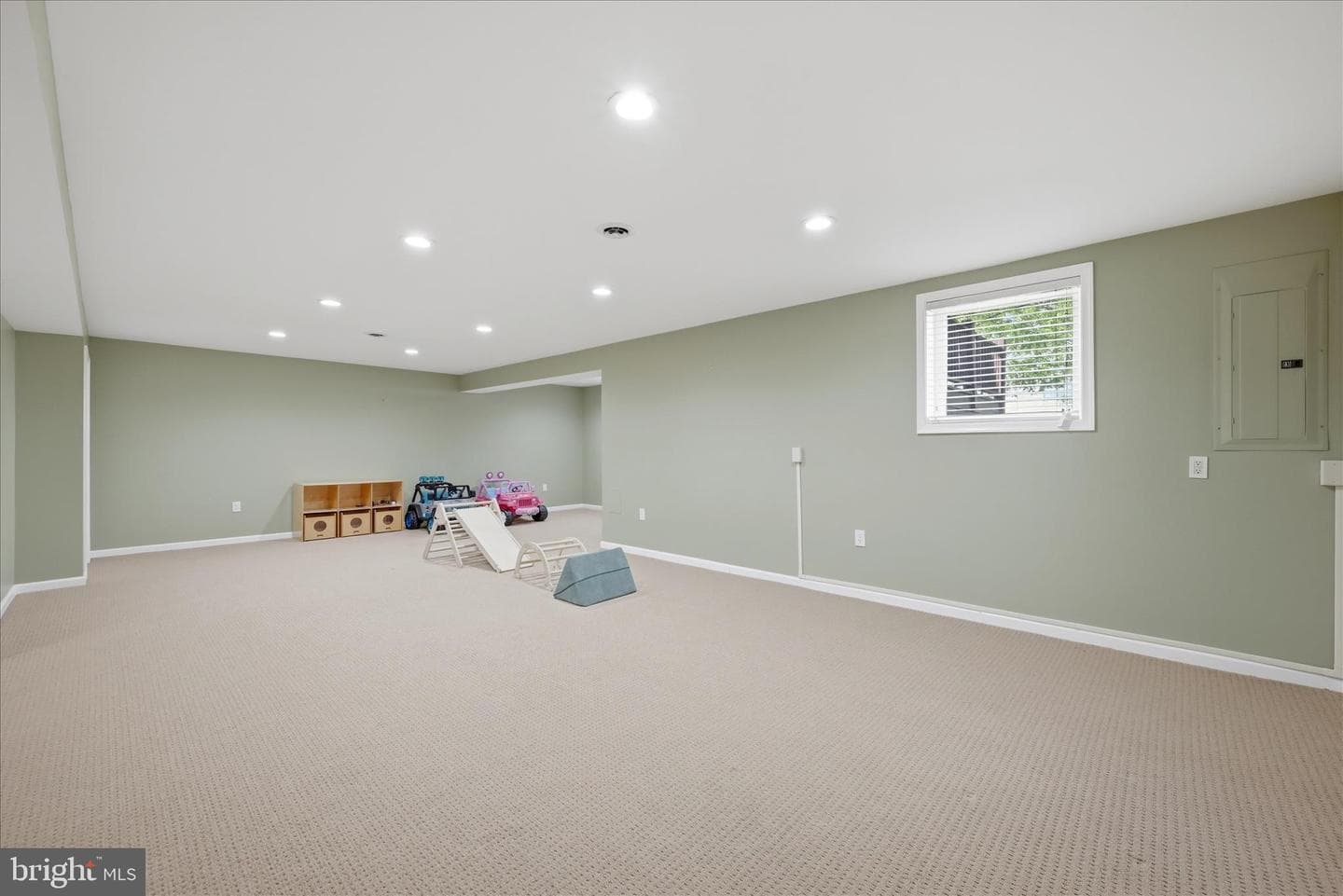 218 Braddock Street photo 49