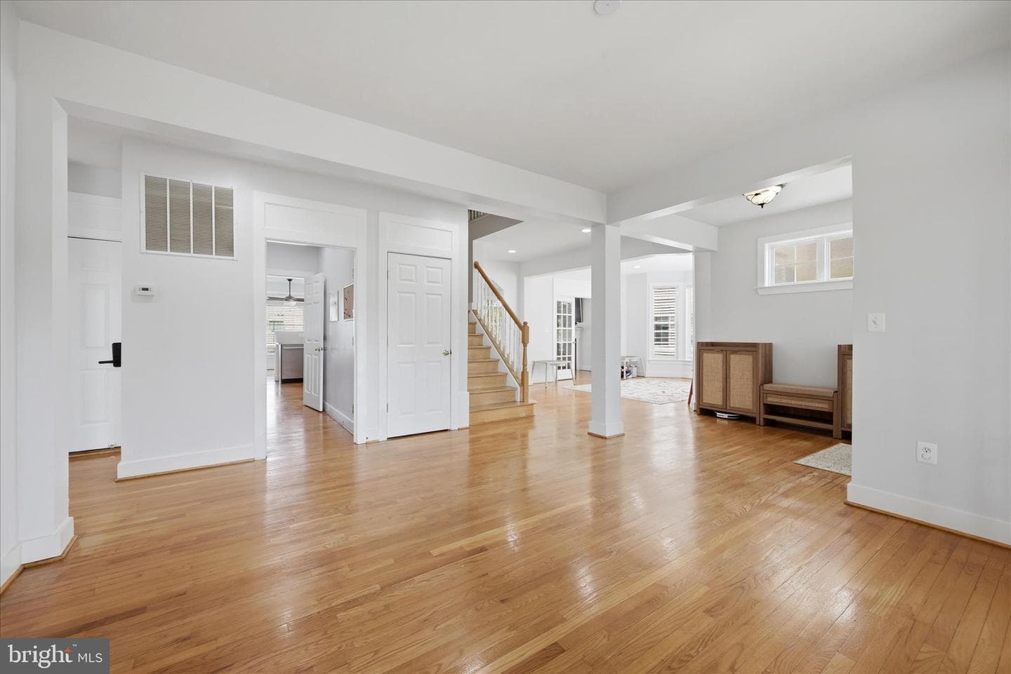 218 Braddock Street photo 8