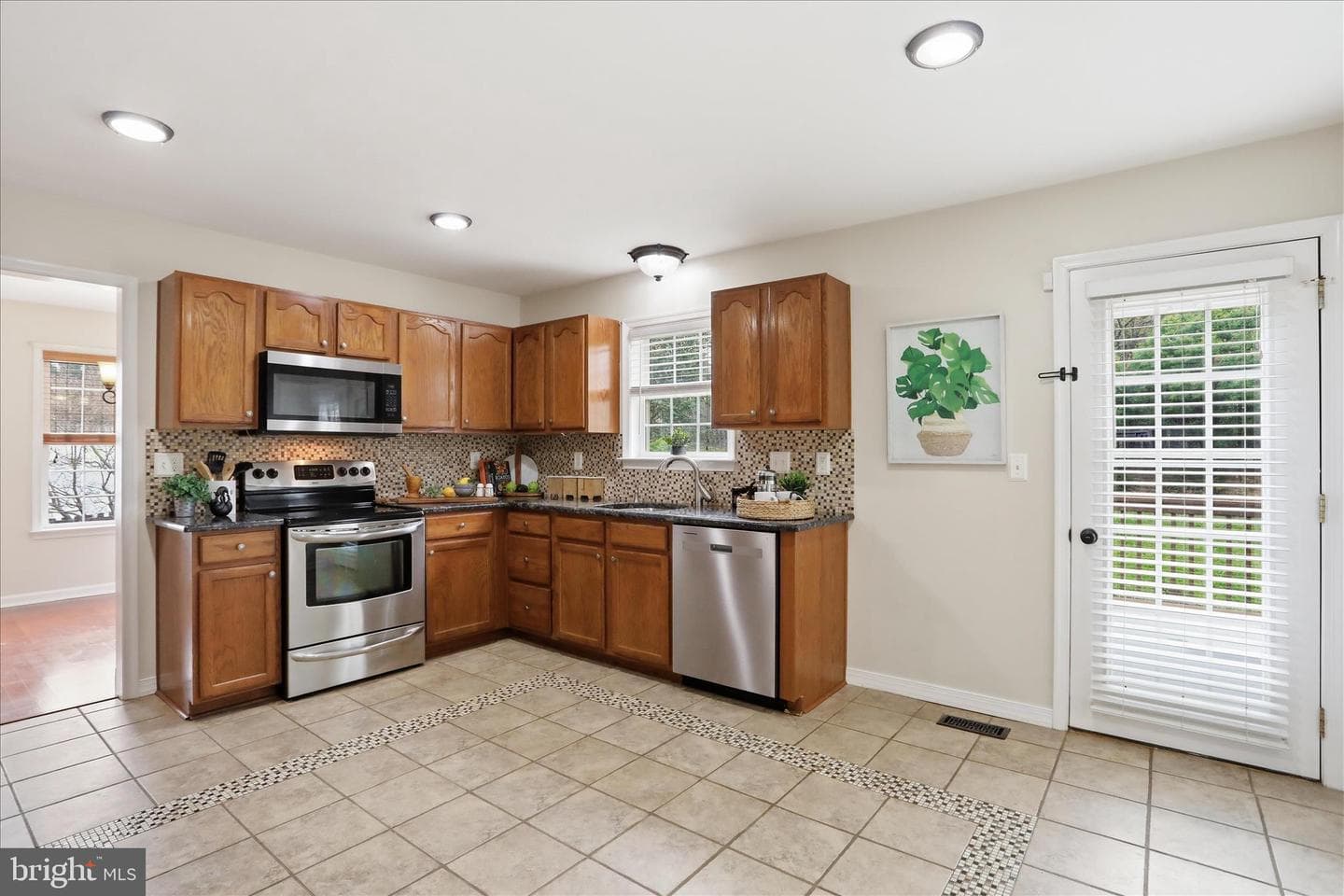 88 Grassy Meadow Road photo 13