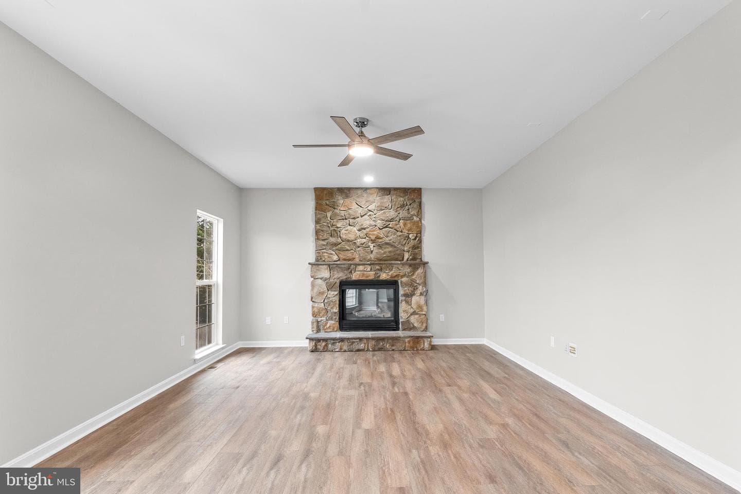 75 Killian Lane photo 12