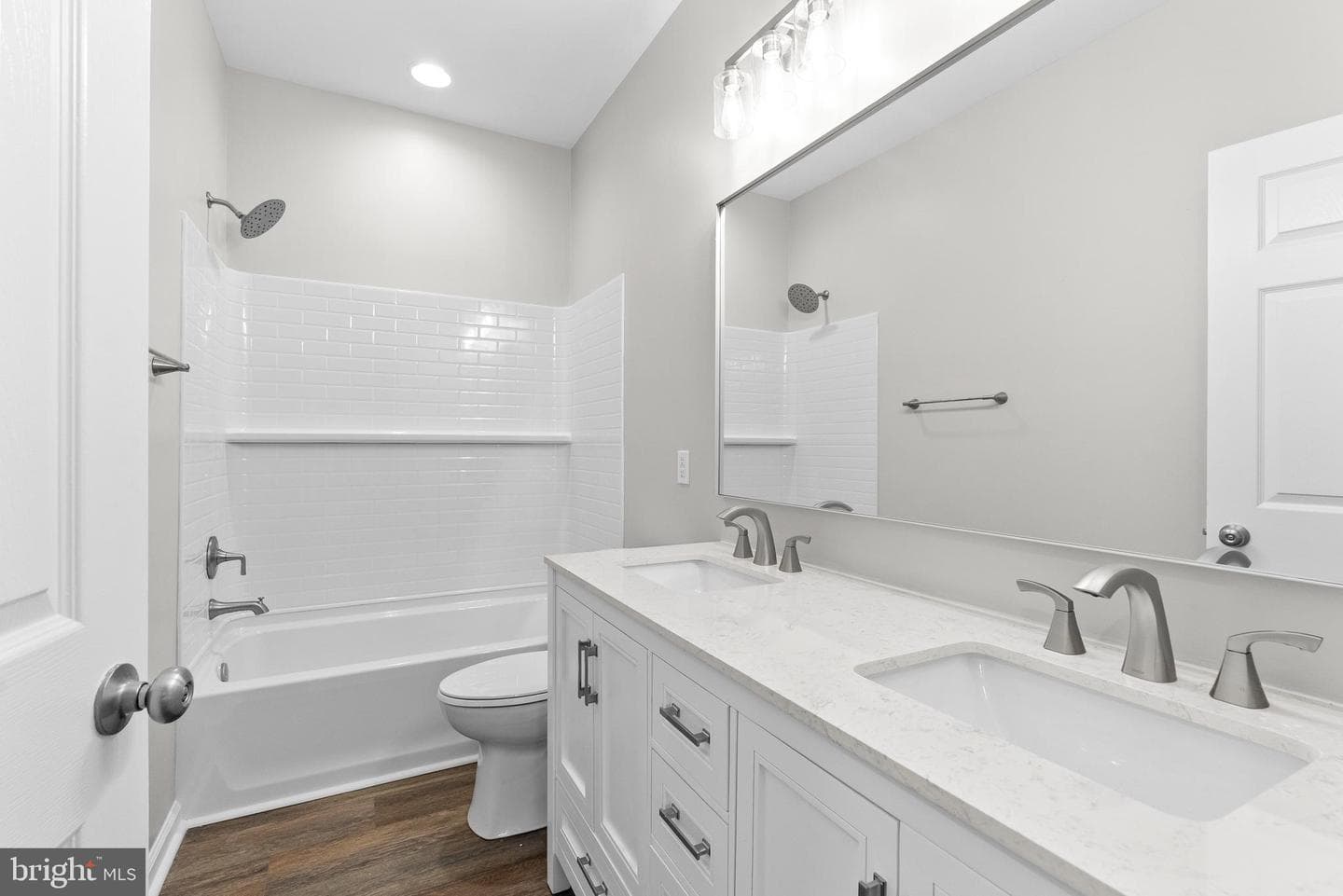 75 Killian Lane photo 42