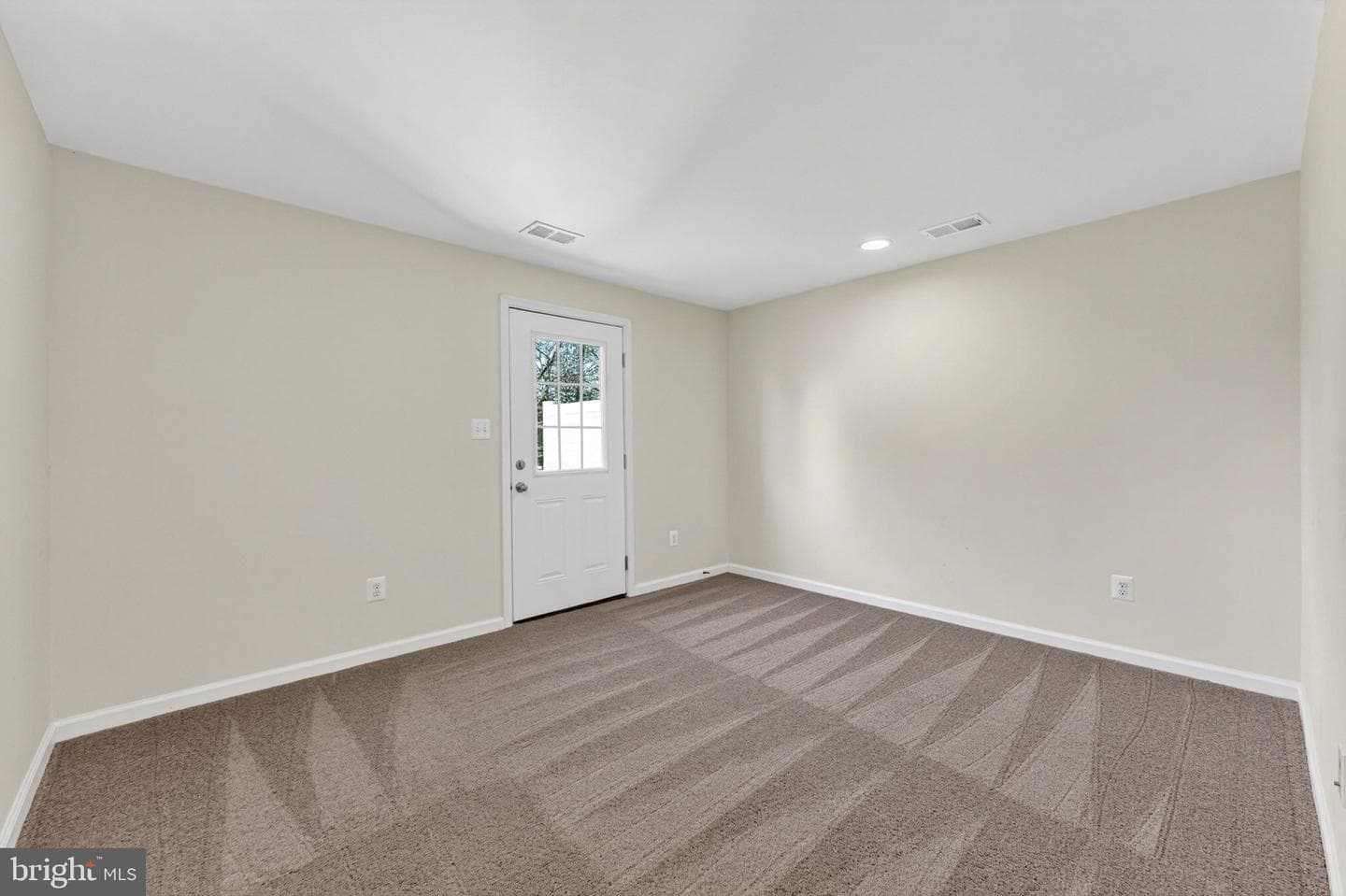 192 Tate Manor Drive photo 36