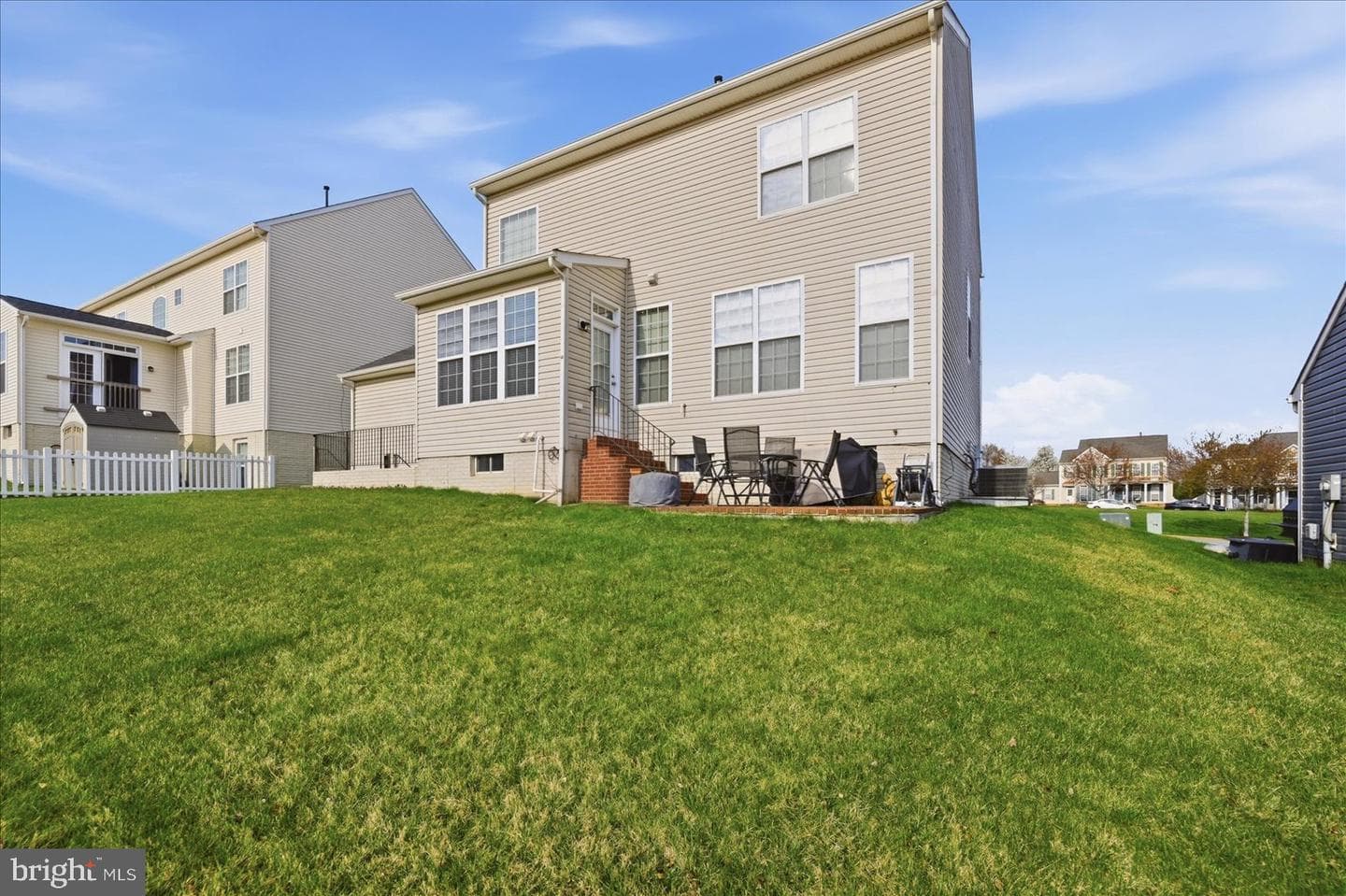 95 Butler Street photo 61