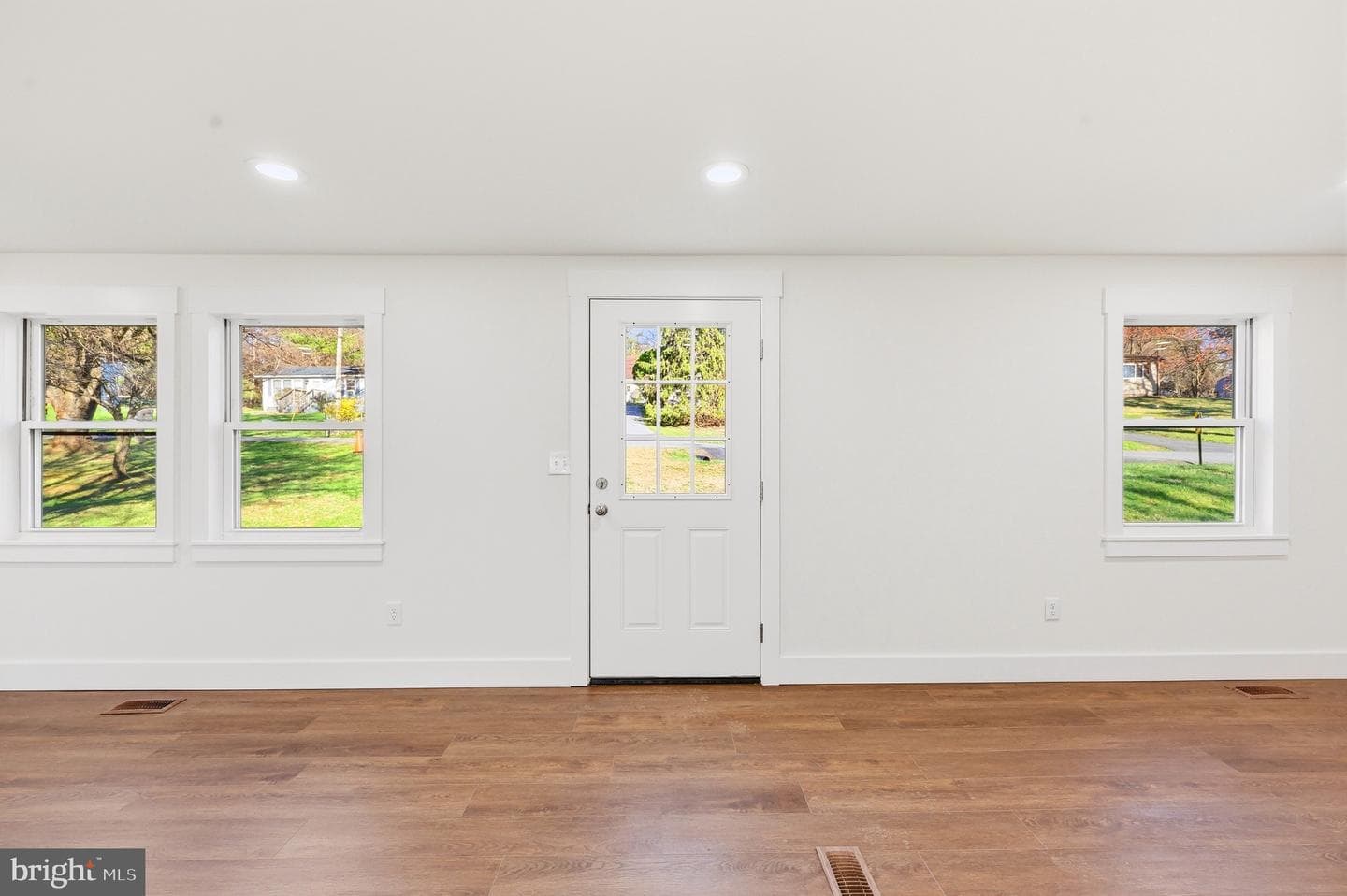 39 Nightingale Lane photo 26
