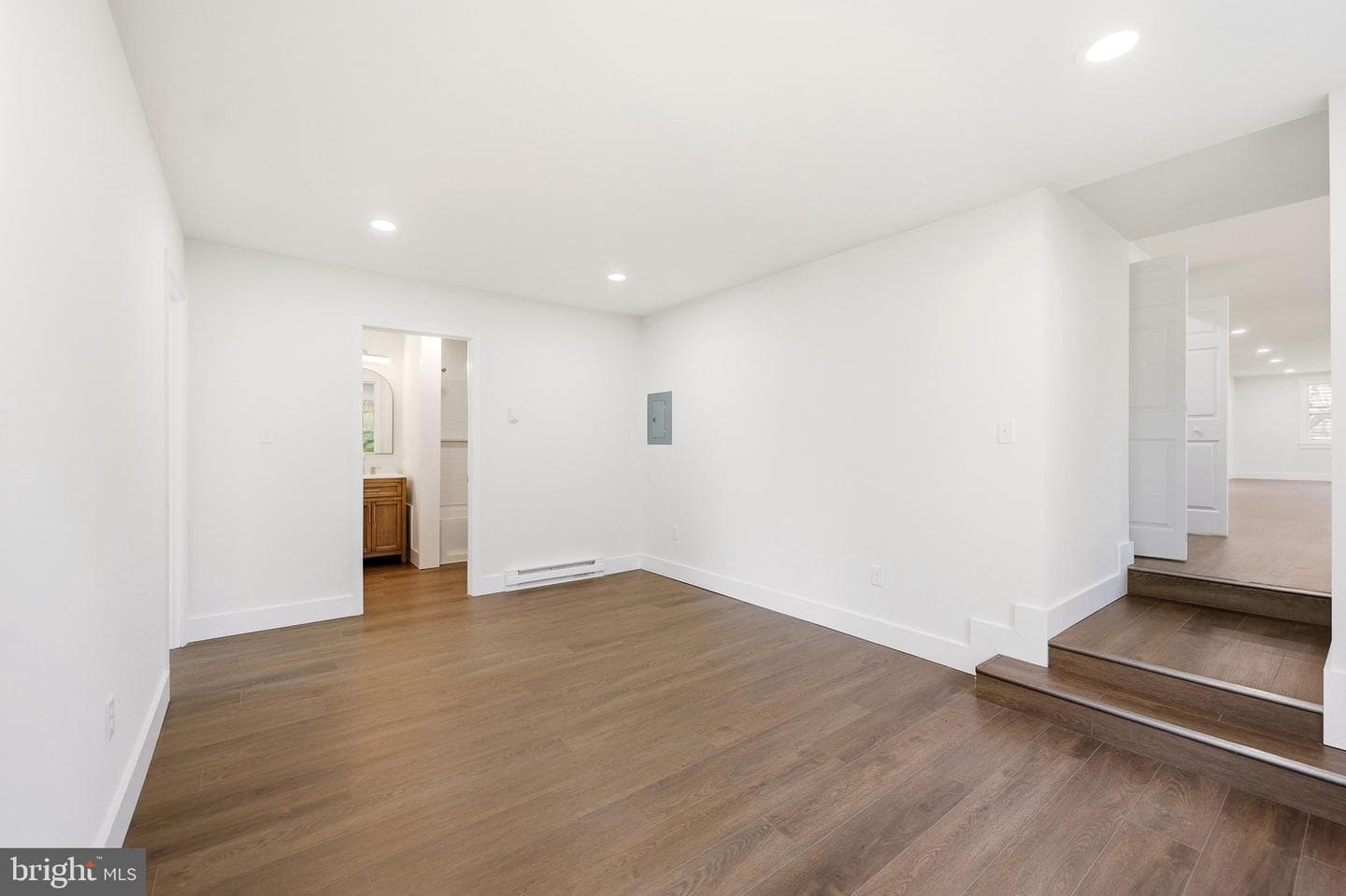 39 Nightingale Lane photo 36