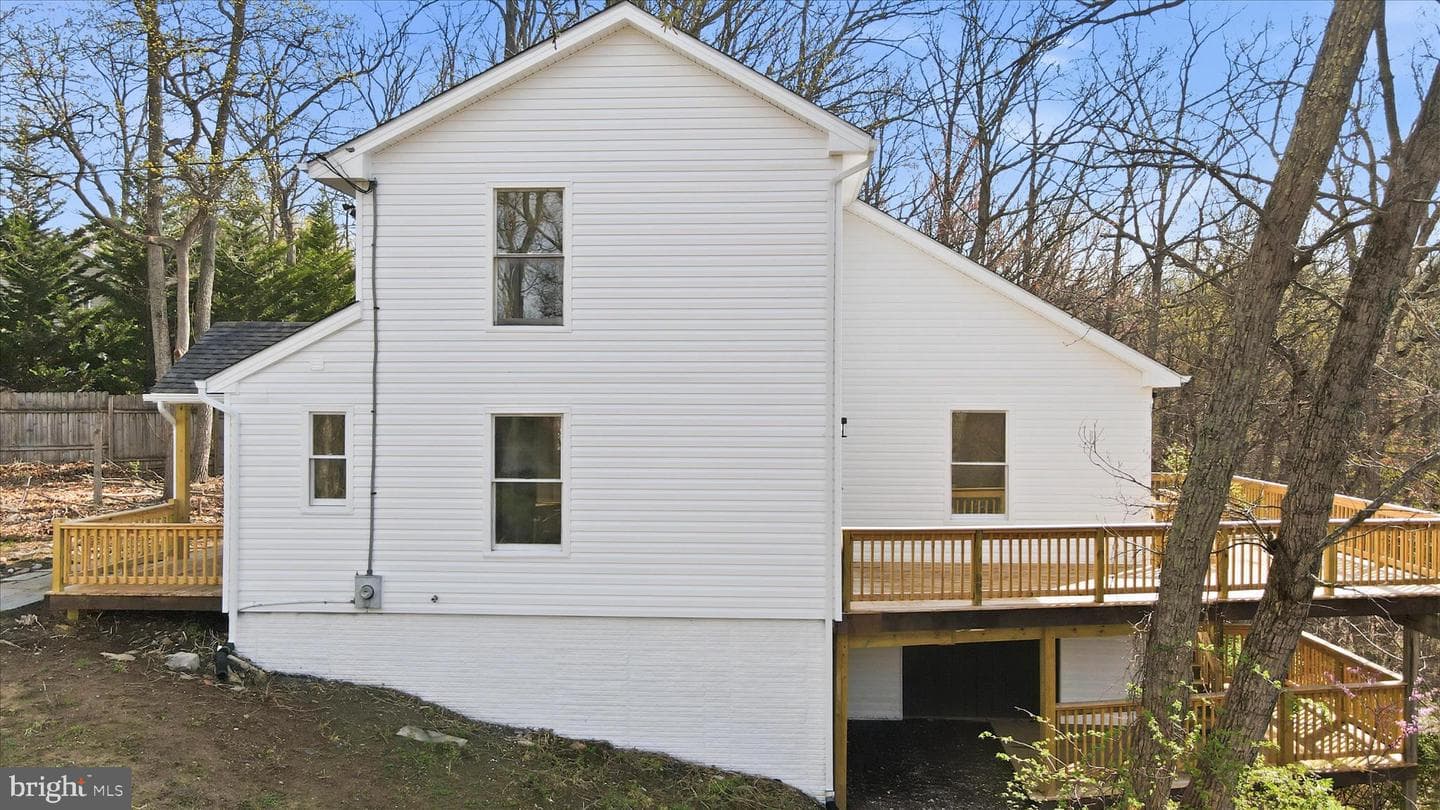 278 Red Bird Lane photo 4