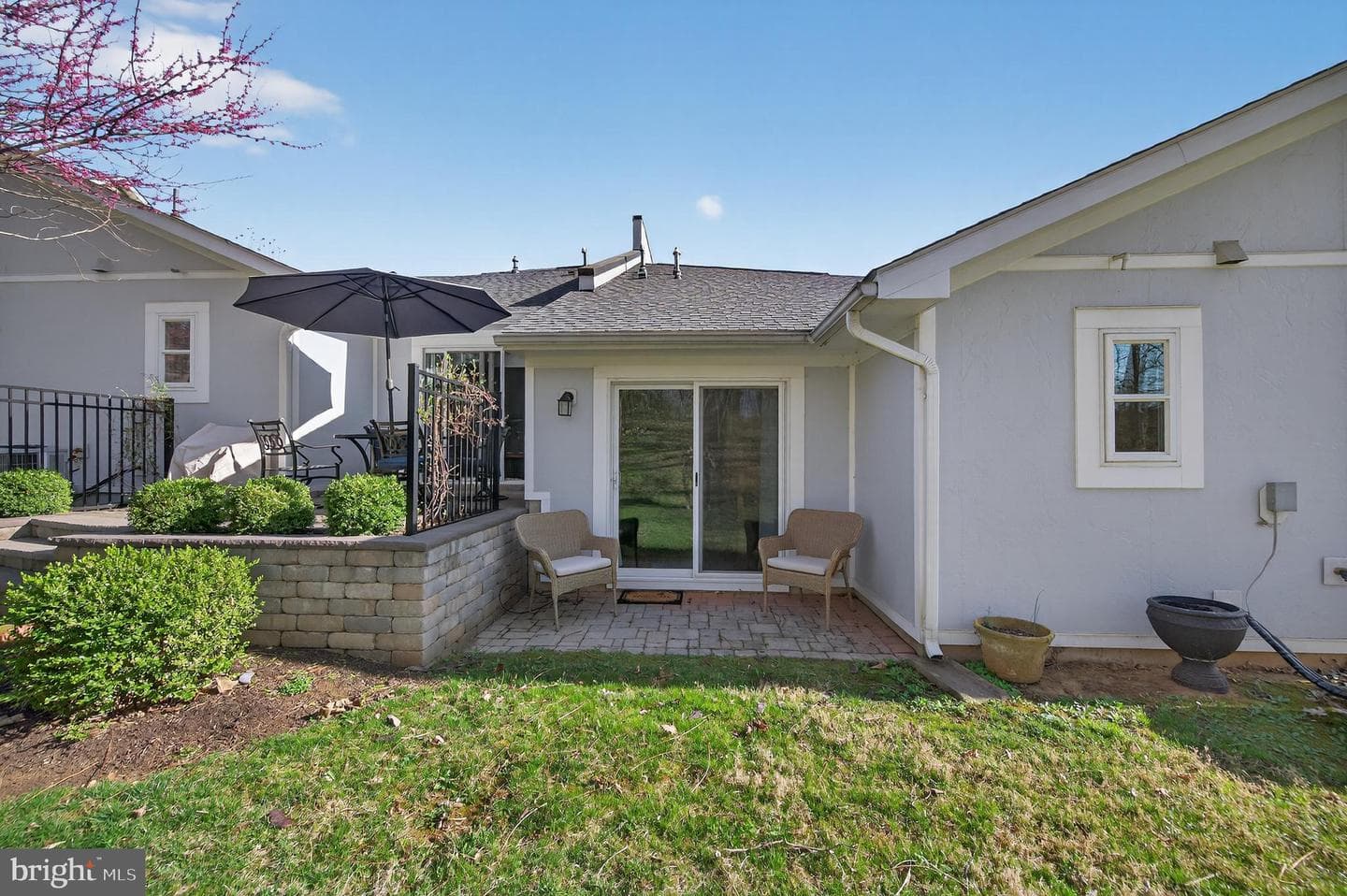 61 Hartzell Drive photo 33