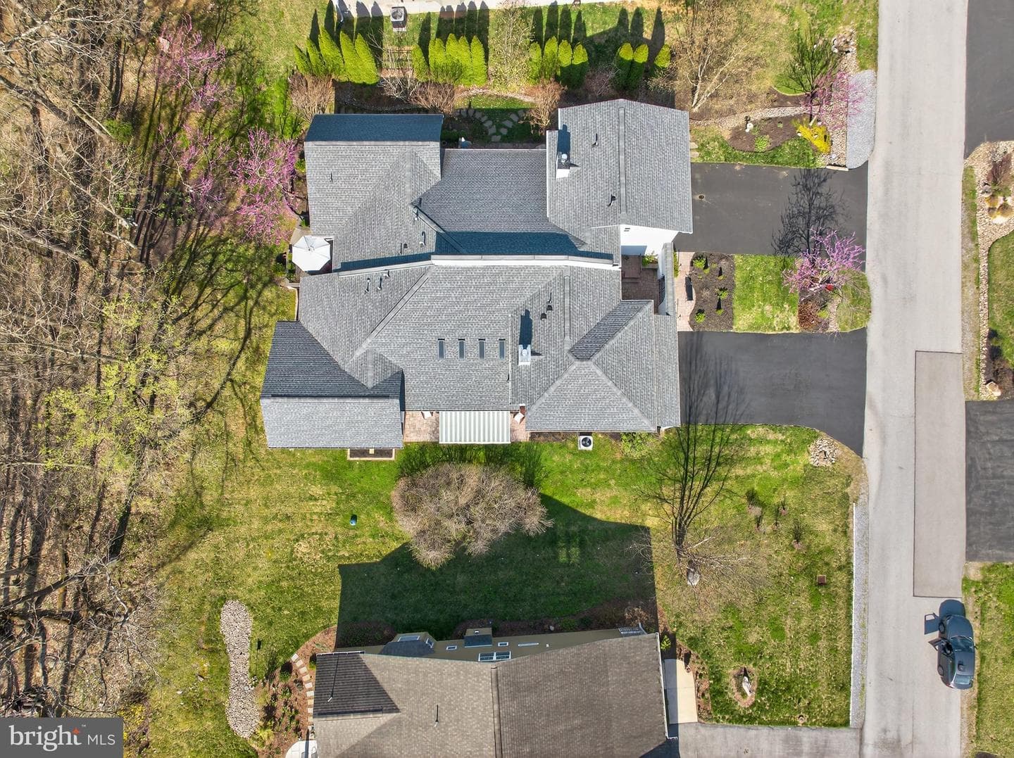 61 Hartzell Drive photo 39