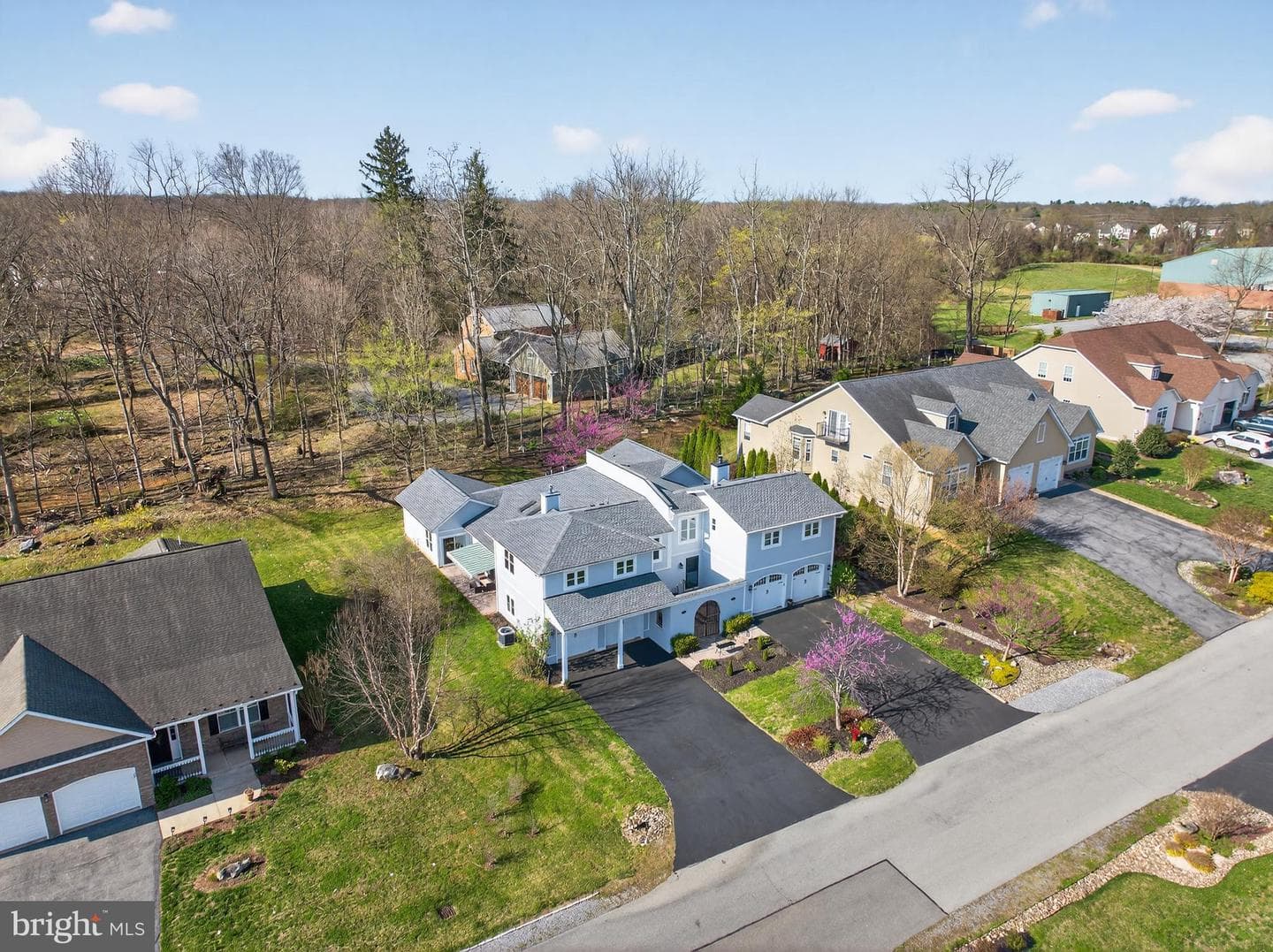 61 Hartzell Drive photo 40