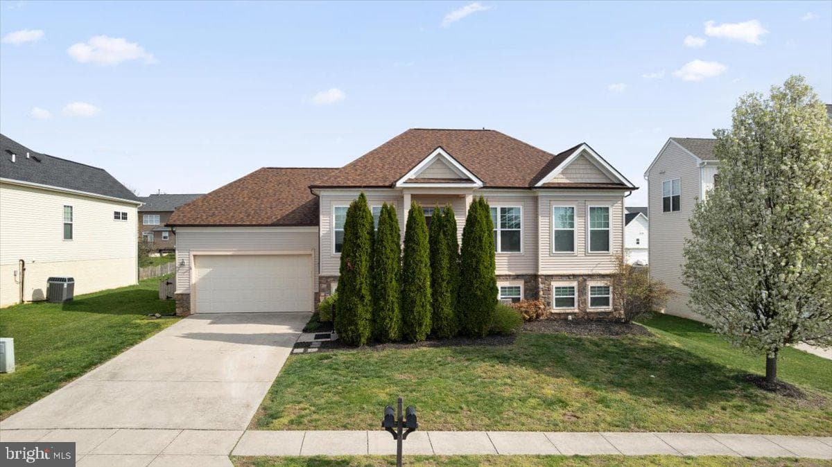 91 Burberry Lane