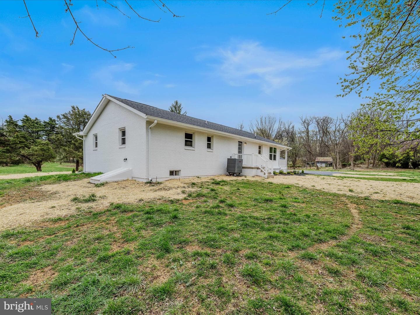 89 Morgan Grove Road photo 45