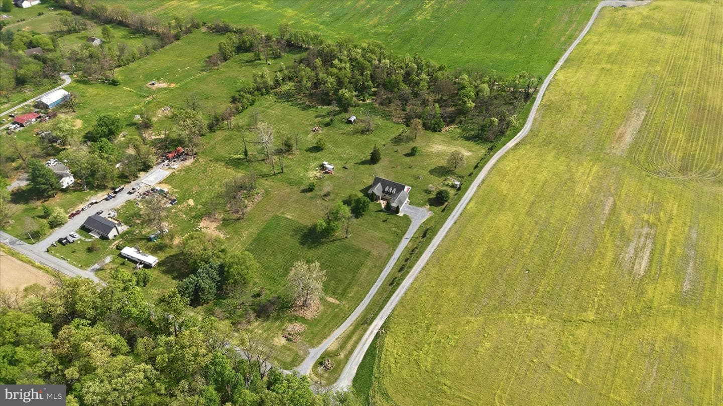 1792 Myerstown Road photo 84