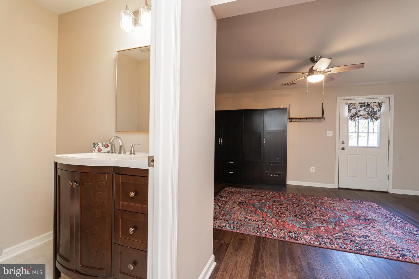 1205 Mare Street photo 8